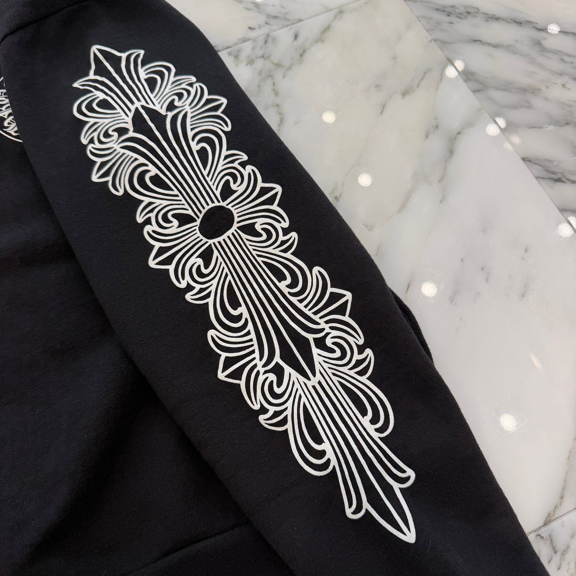 CHROME HEARTS Floral Cross Horseshoe Crewneck Sweat Shirts Size S クロムハーツ フローラルクロス ホースシュー クルーネック スウェットシャツ サイズS