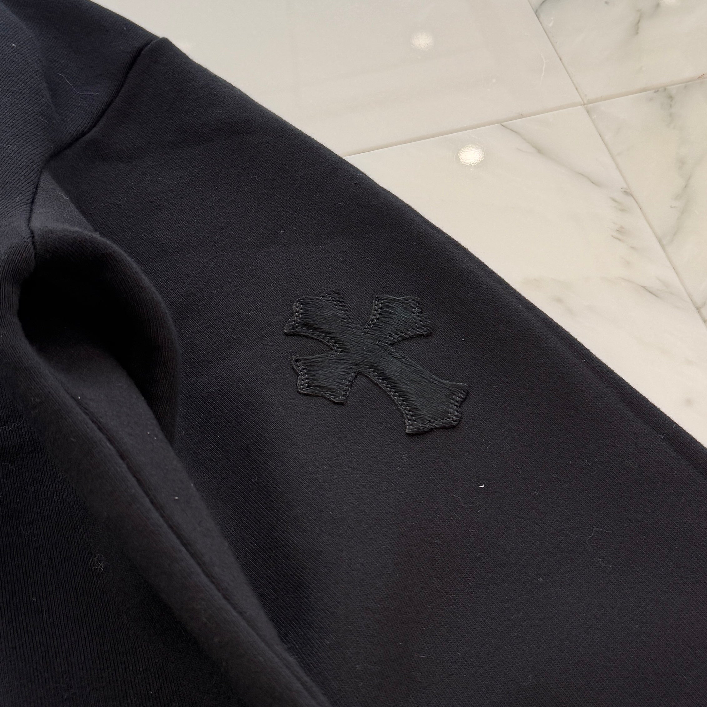CHROME HEARTS Y NOT Multi Leather Cross Patch Sweatshirt Size M クロムハーツ ワイノット マルチレザークロスパッチ スウェットシャツ サイズM