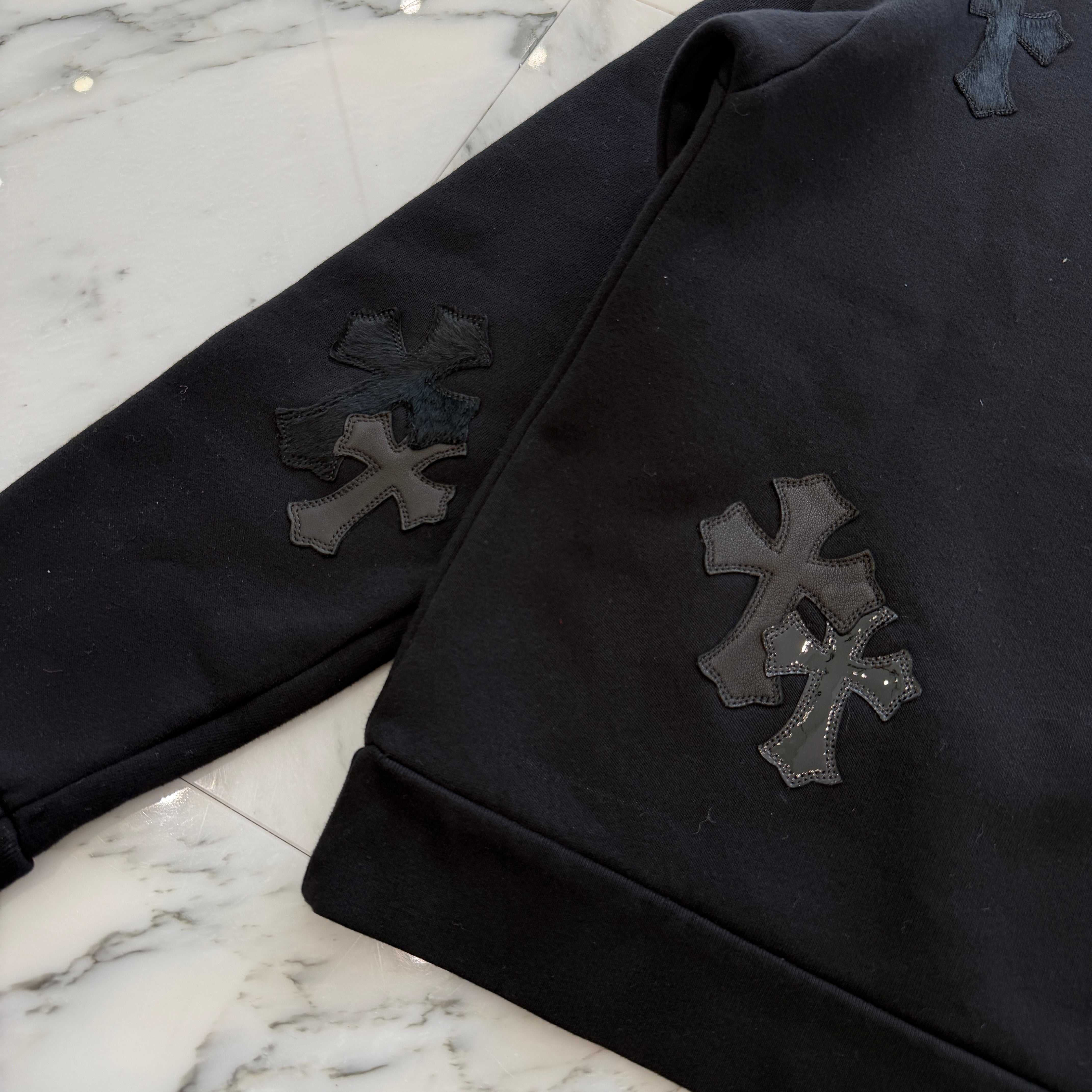 CHROME HEARTS Y NOT Multi Leather Cross Patch Sweatshirt Size M クロムハーツ ワイノット マルチレザークロスパッチ スウェットシャツ サイズM