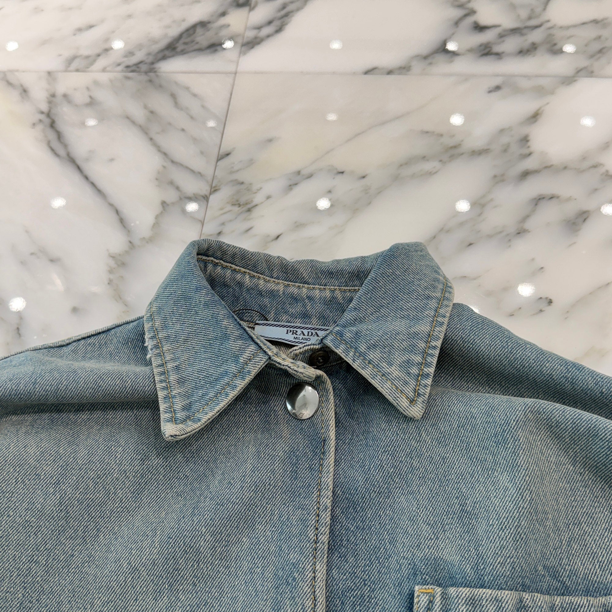 PRADA 2021AW Triangle Logo Plate Oversized Organic Denim Shirt GFC036 S212 1ZAB Size 38 プラダ トライアングルロゴプレート オーバーサイズ オーガニック デニムシャツ サイズ38