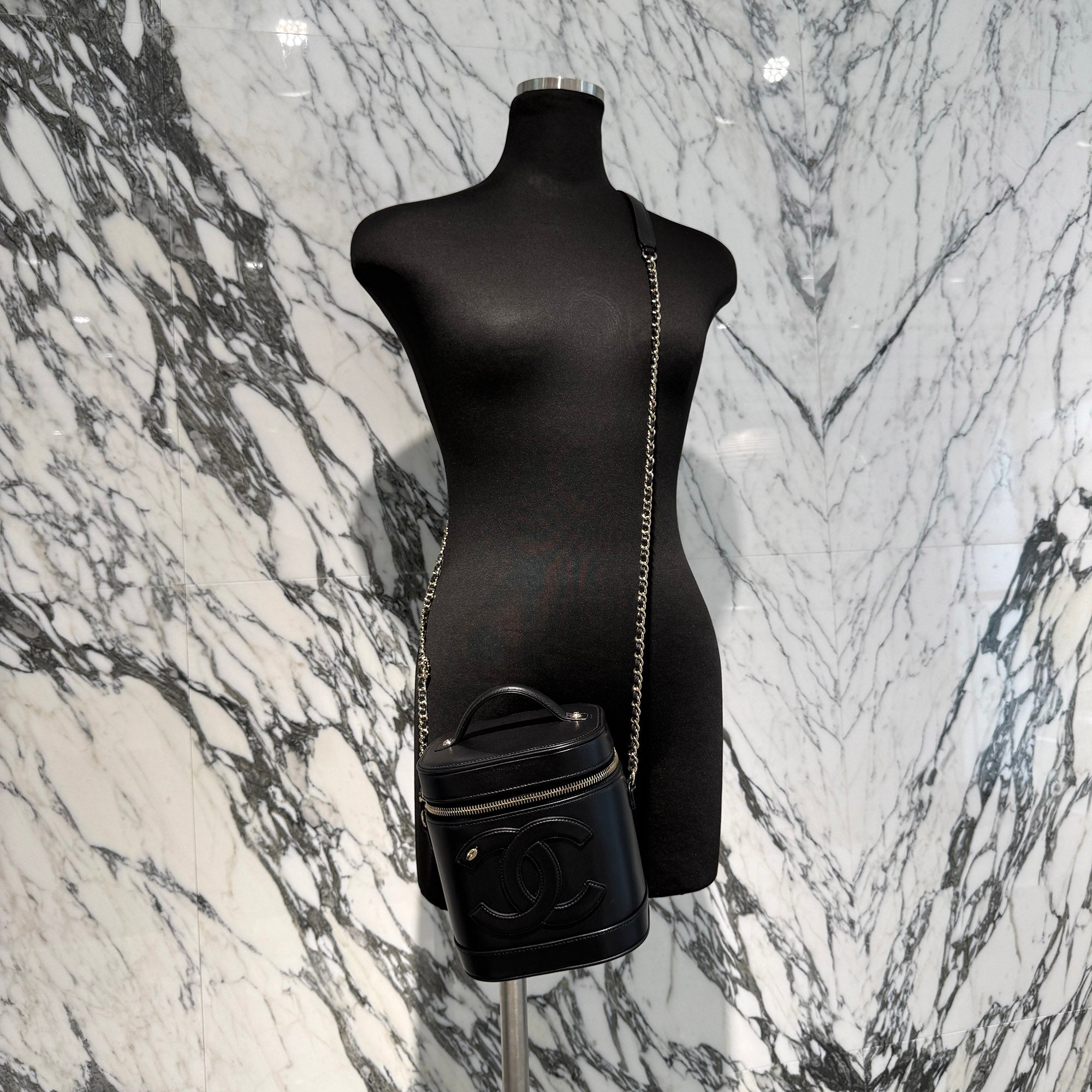CHANEL COCO Mark Vanity Chain Shoulder Bag シャネル ココマーク バニティ チェーンショルダーバッグ