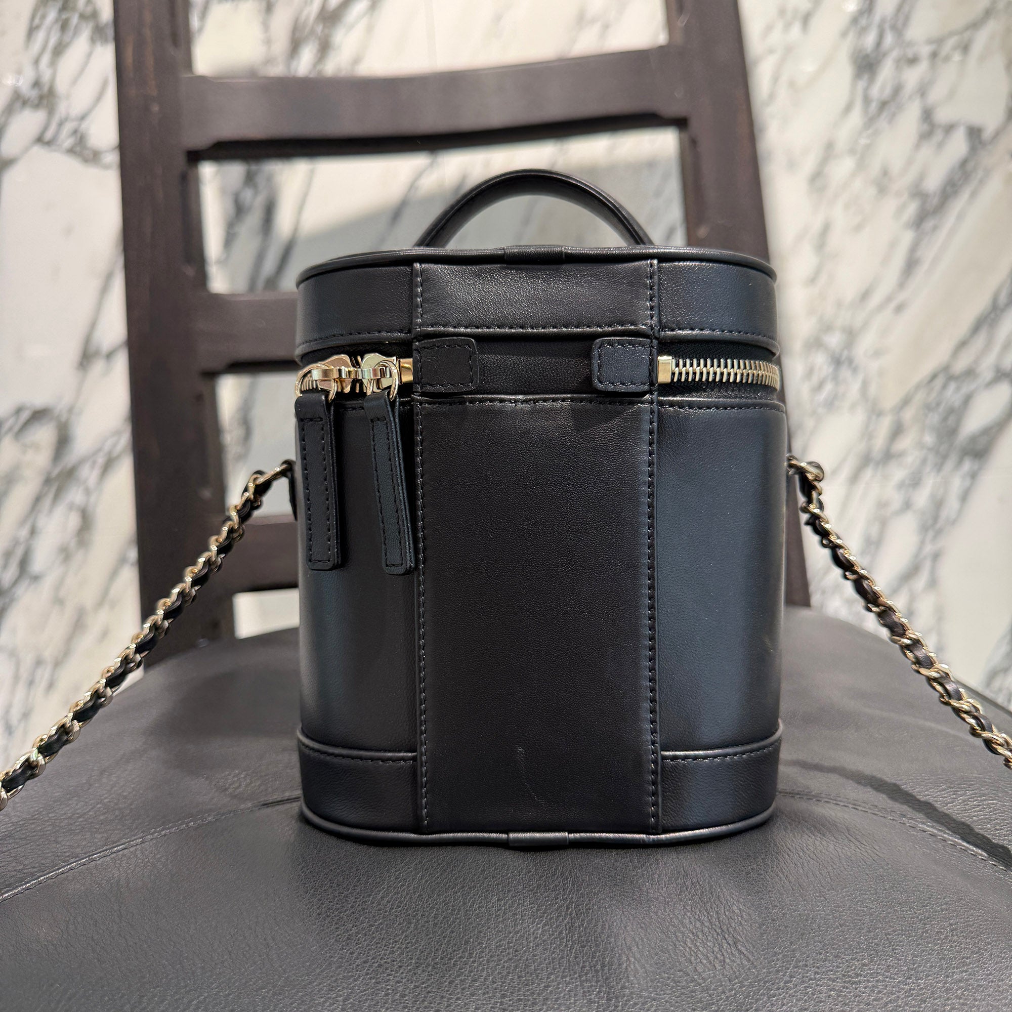 CHANEL COCO Mark Vanity Chain Shoulder Bag シャネル ココマーク バニティ チェーンショルダーバッグ