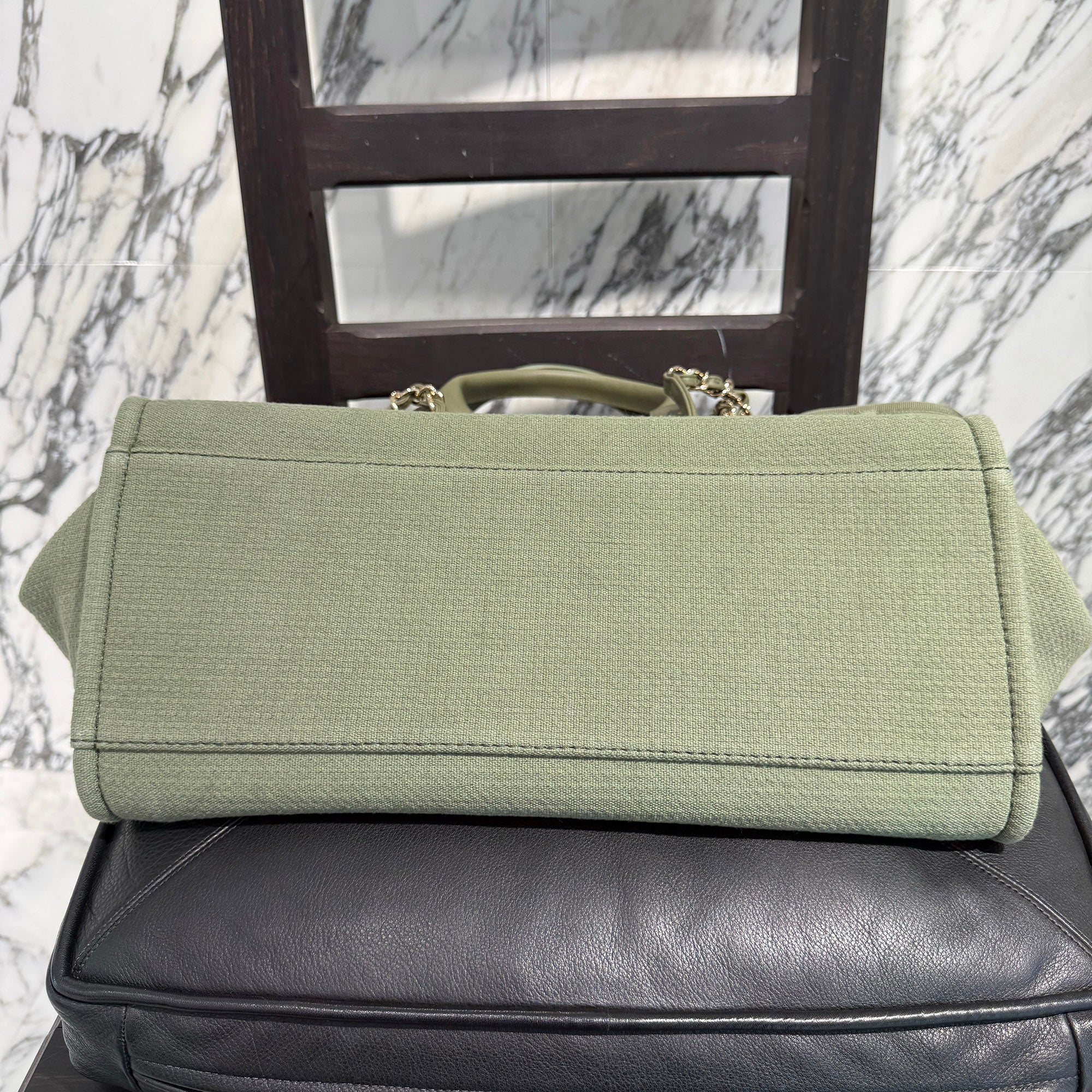 CHANEL COCO Mark Deauville Tote Bag Large シャネル ココマーク ドーヴィル トートバッグ ラージ