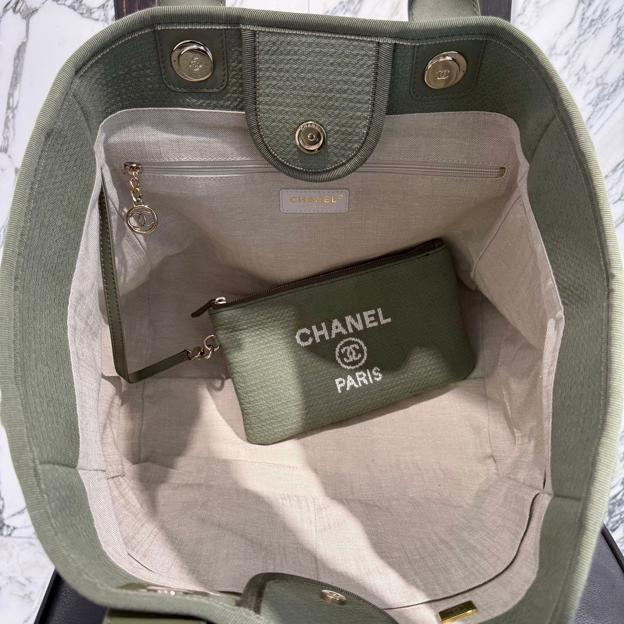 CHANEL COCO Mark Deauville Tote Bag Large シャネル ココマーク ドーヴィル トートバッグ ラージ