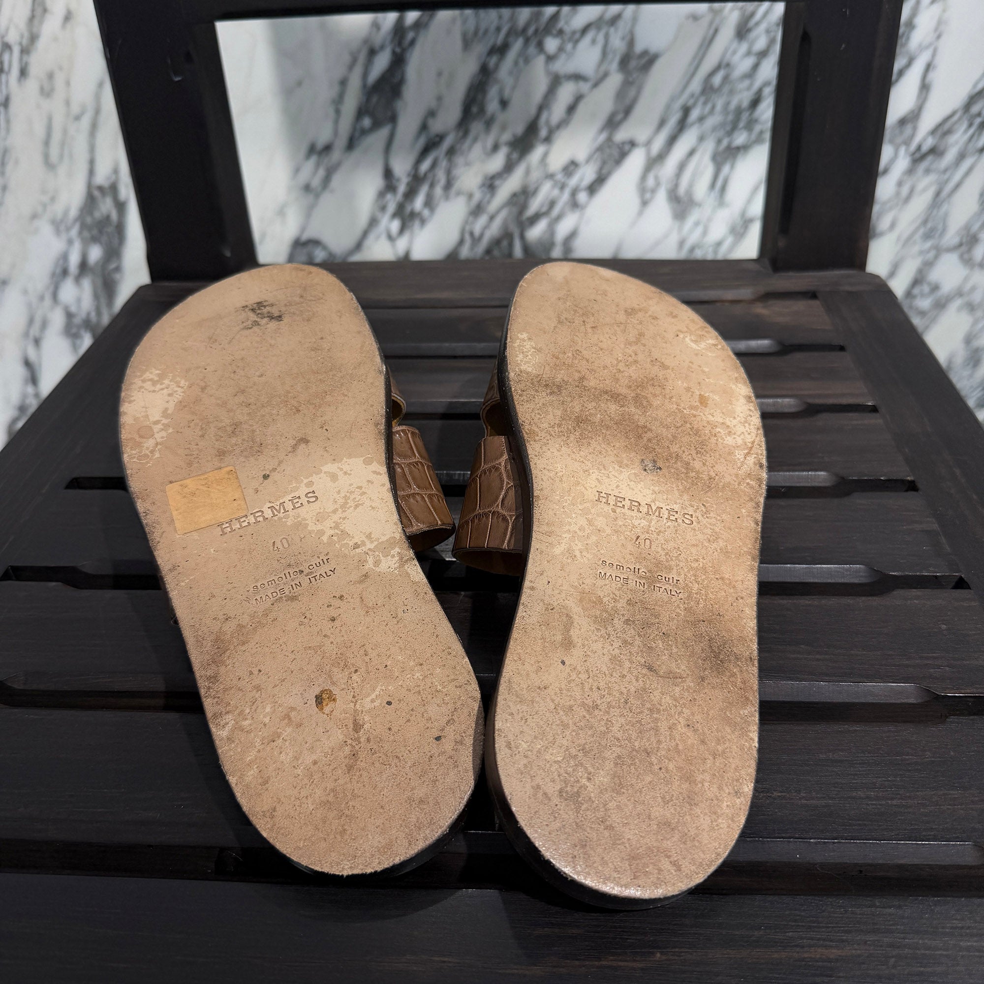 HERMES Izmir Crocodile Flat Sandals "Cocaon" Size 40 (約25.0cm) エルメス イズミール クロコダイル フラットサンダル "コカオン" サイズ40 (約25.0cm)