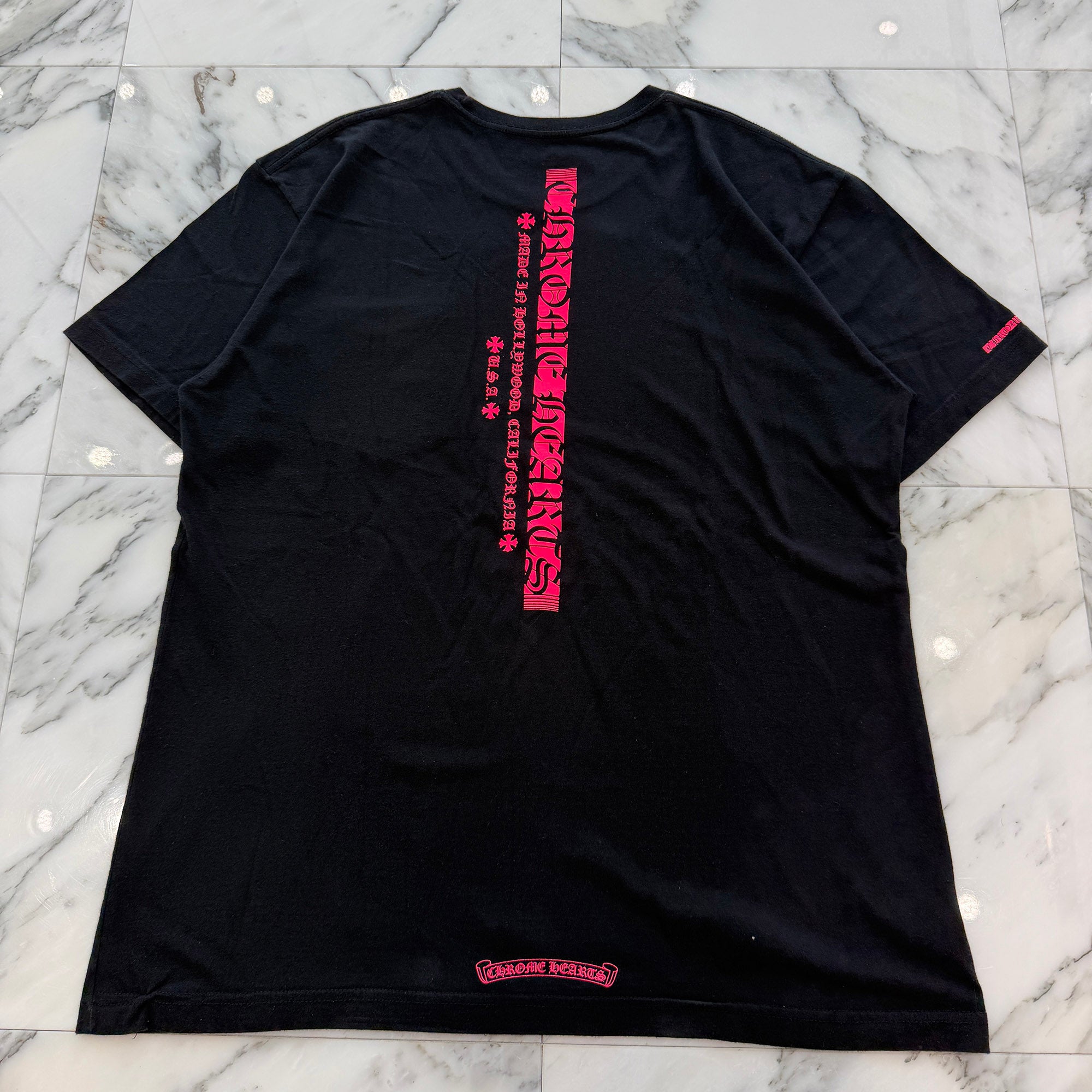CHROME HEARTS Pink Made in Hollywood Vertical Logo Tee Size XL クロムハーツ ピンク メイドインハリウッド ヴァーティカルロゴ Tシャツ サイズXL