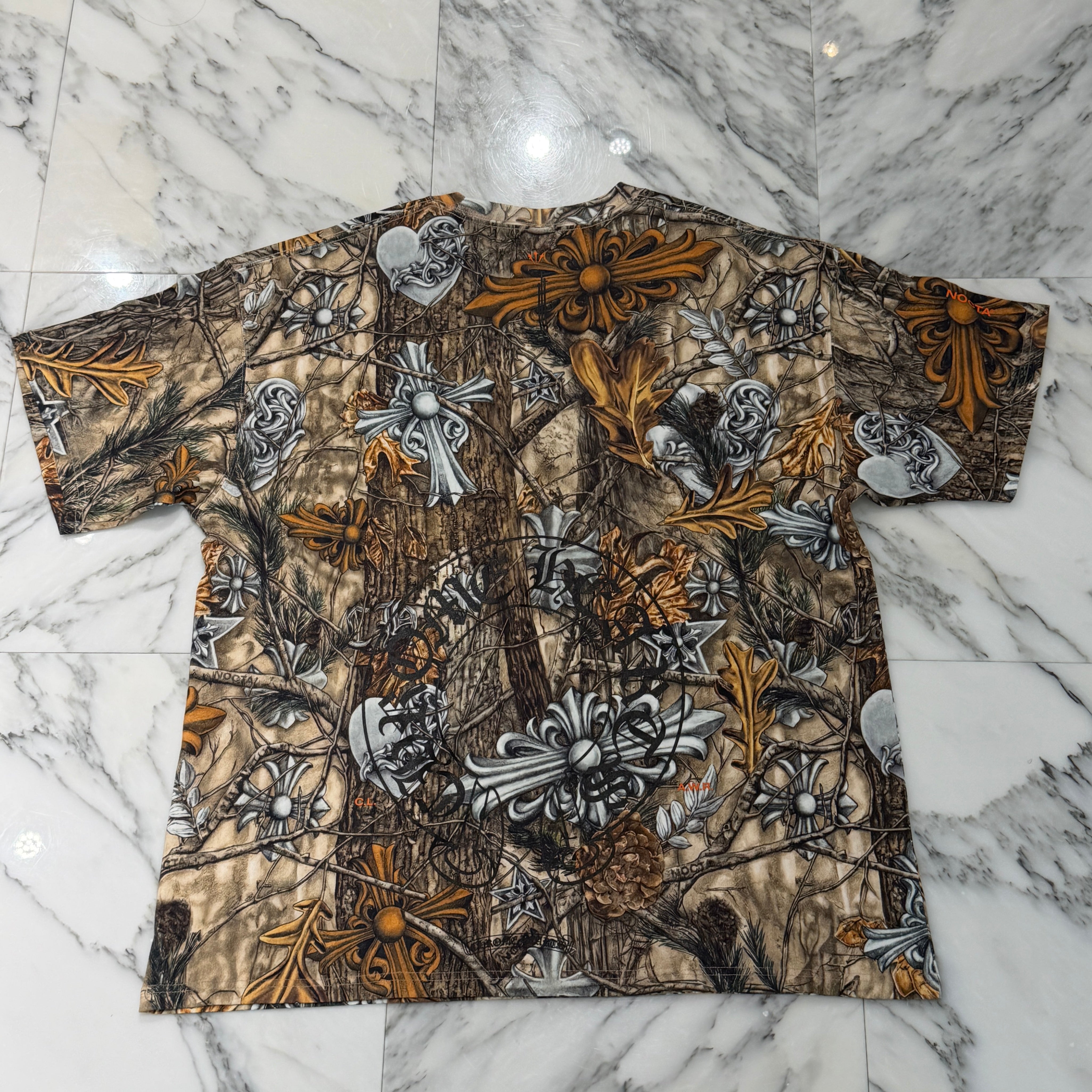 CHROME HEARTS × NIKE × Drake NOCTA 2026SS Camo Neck Logo Tee Size XL クロムハーツ×ナイキ×ドレイク ノクタ カモネックロゴ Tシャツ サイズXL