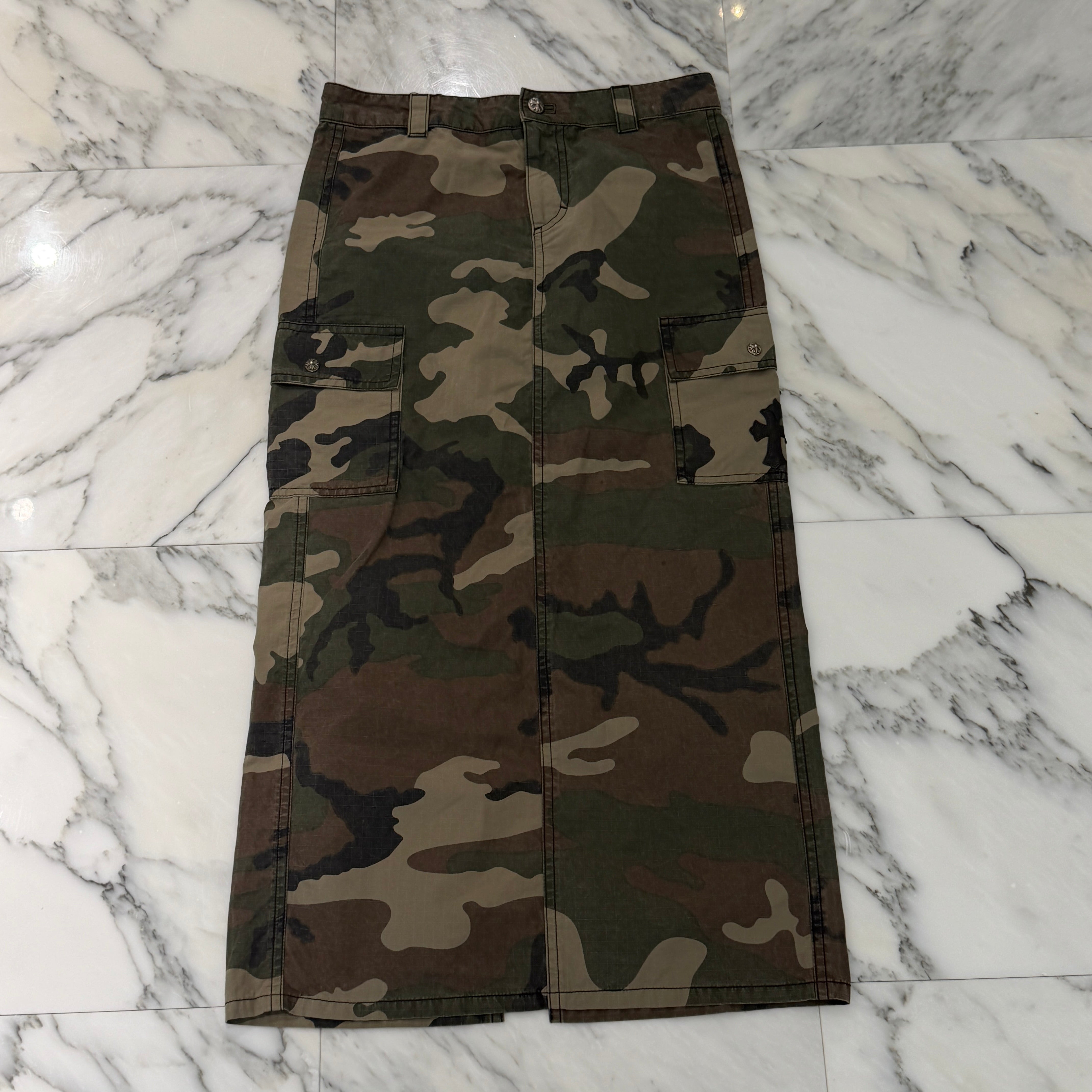 CHROME HEARTS Y NOT Cross Ball Button Camo Back Slit Skirt Size 26 クロムハーツ ワイノット クロスボールボタン カモ バック スリットスカート サイズ26