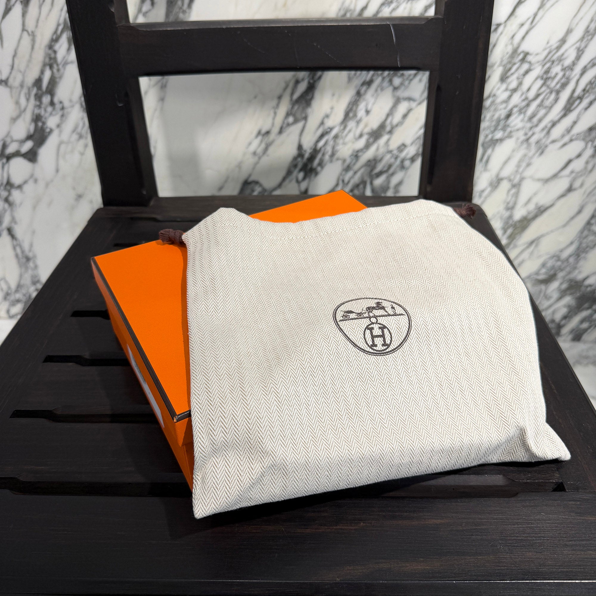 HERMES Evelyn Amazon TPM "Rouge Serie" G刻印 エルメス エブリン アマゾン TPM "ルージュセリエ" レザーショルダーバッグ G刻印