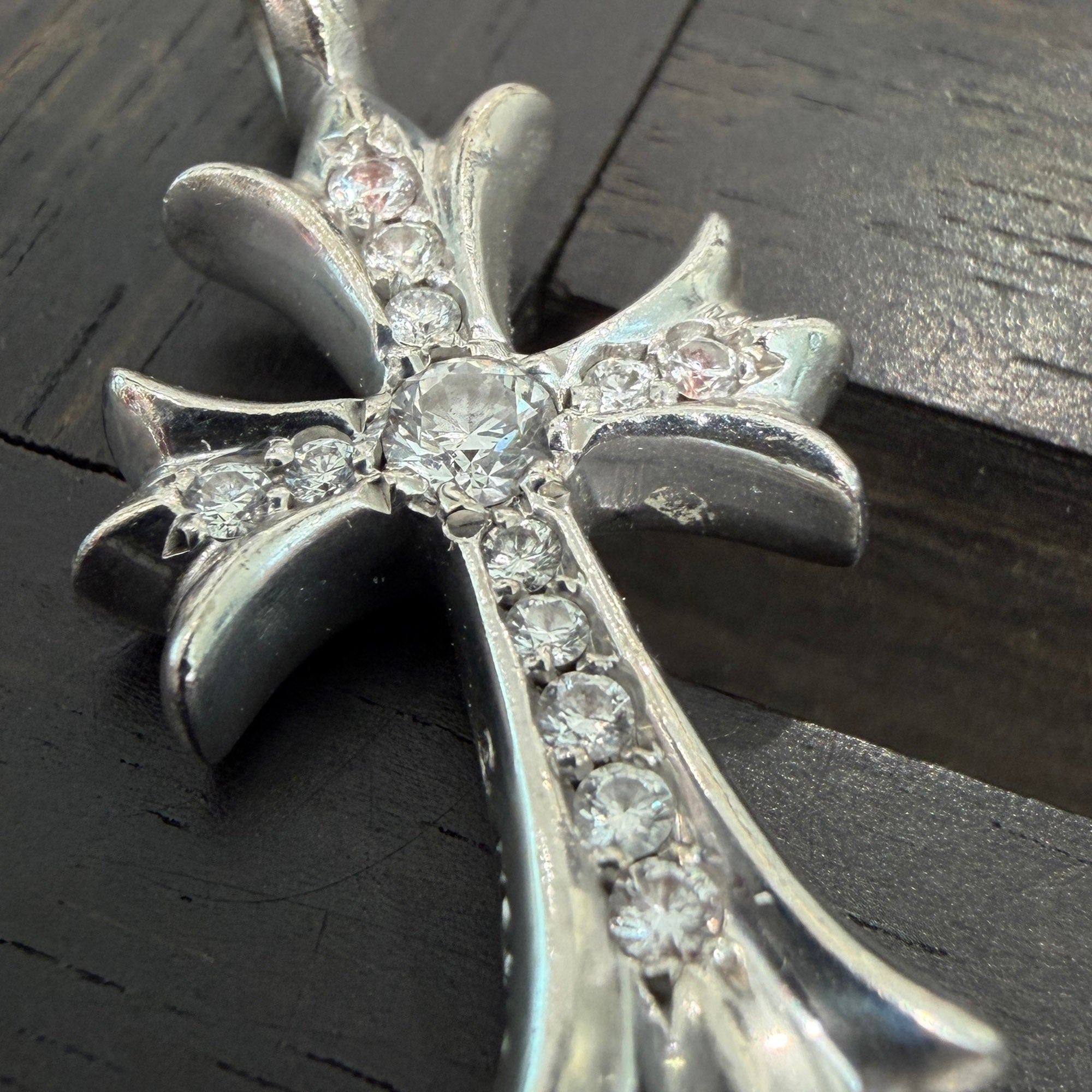 CHROME HEARTS 18K WG Tiny Fat Cross Pave Diamond Pendant Top 18K ホワイトゴールド クロムハーツ タイニーファットクロス パヴェダイアモンド ペンダントトップ
