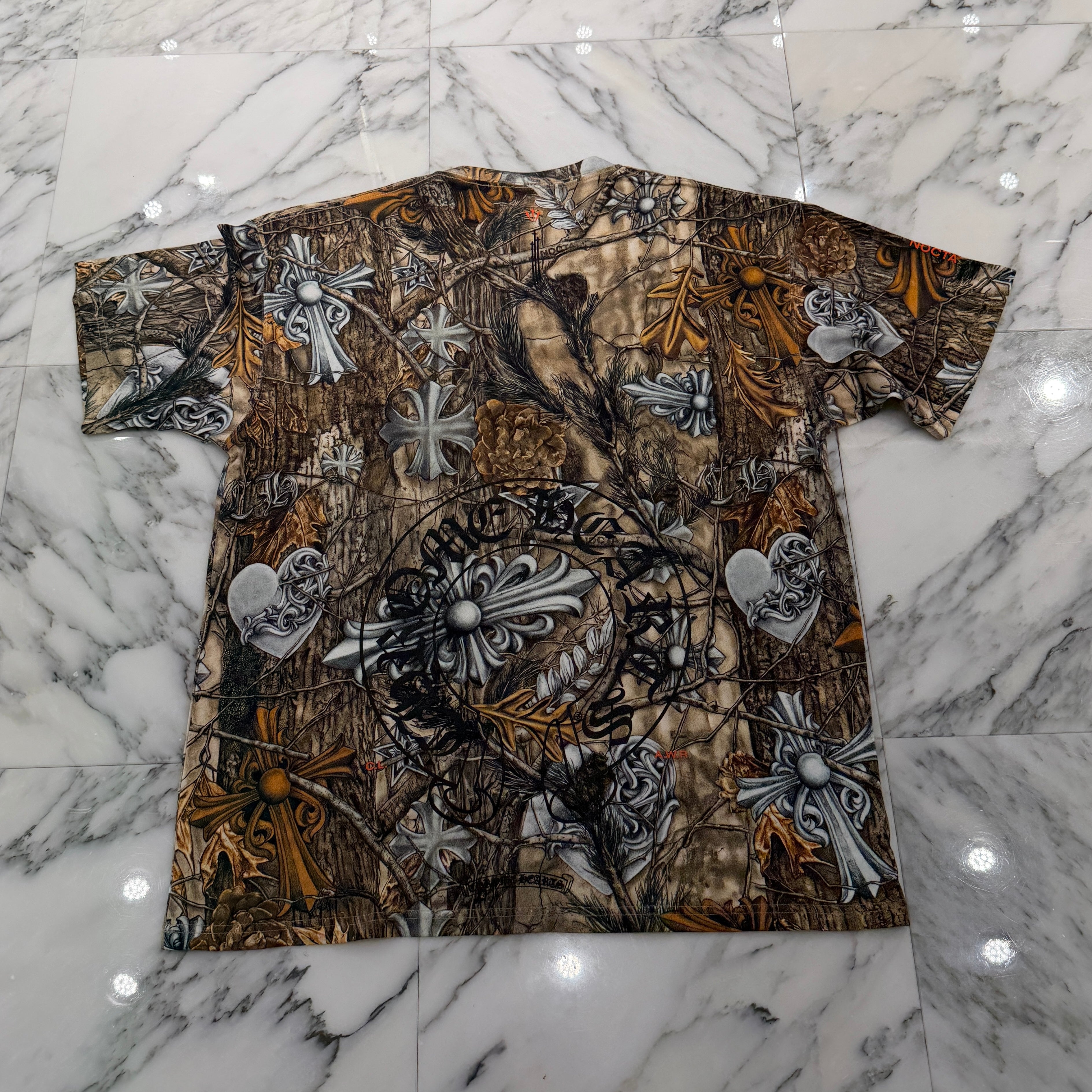 CHROME HEARTS × NIKE × Drake NOCTA 2026SS Camo Neck Logo Tee Size L クロムハーツ×ナイキ×ドレイク ノクタ カモネックロゴ Tシャツ サイズL