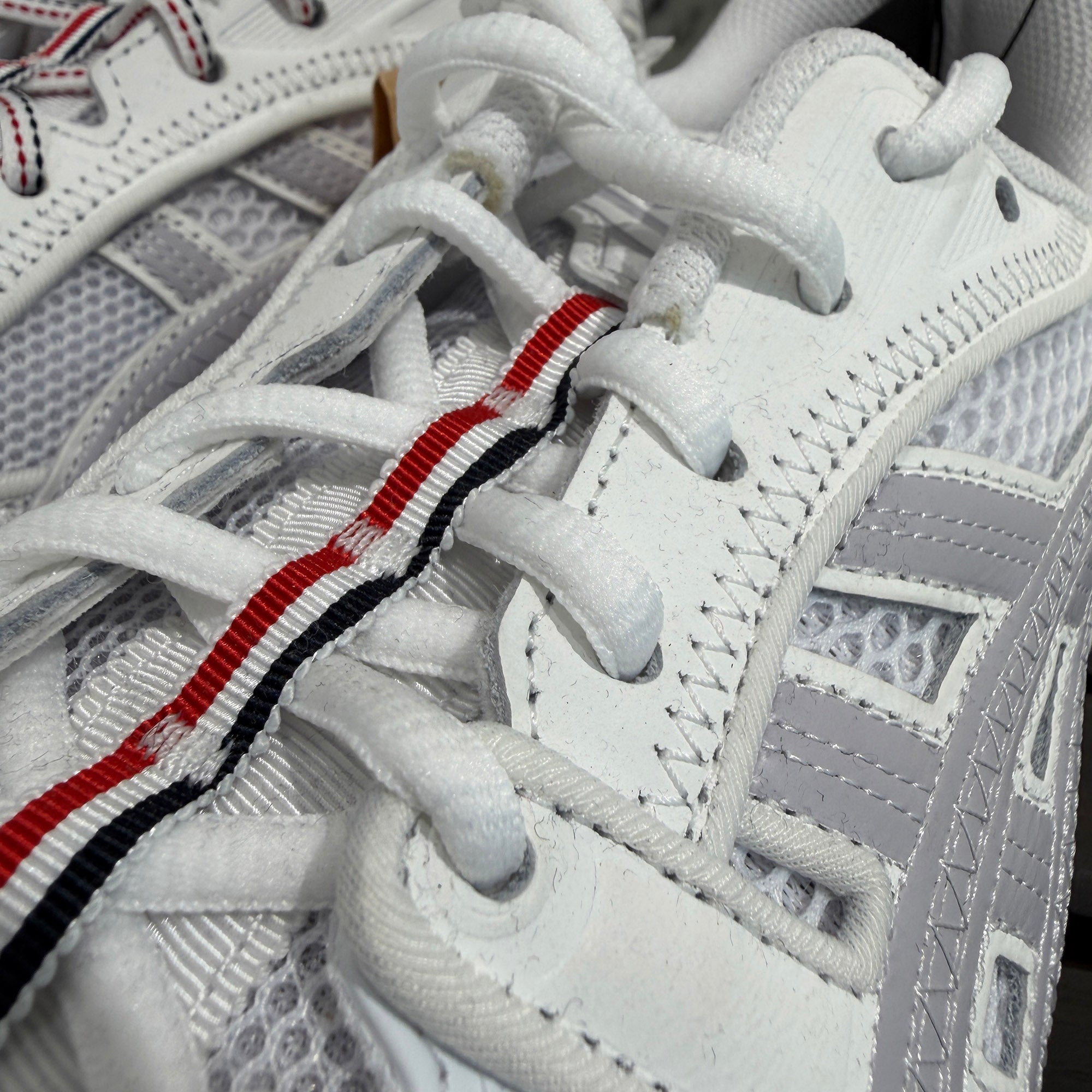 THOM BROWNE × ASICS 2026SS GEL-KAYANO 14 Sneakers UFC001B-F1287-100-10 Size 10(28.0cm) トムブラウン×アシックス ゲルカヤノ14 スニーカー サイズ10(28.0cm)