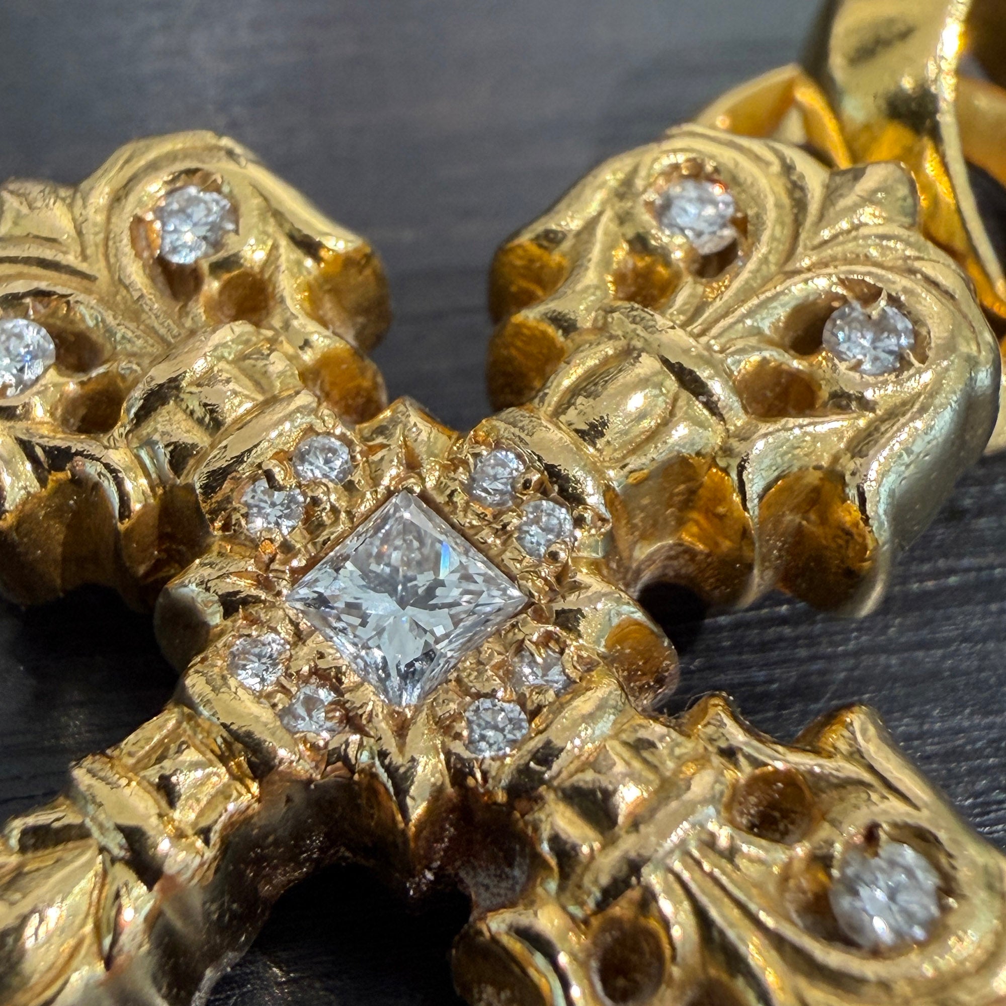 CHROME HEARTS 22K PAVE Diamond Filigree Cross Pendent XS With Bail クロムハーツ 22K パヴェ ダイヤモンド フィリグリークロス ペンダントXS ウィズベイル