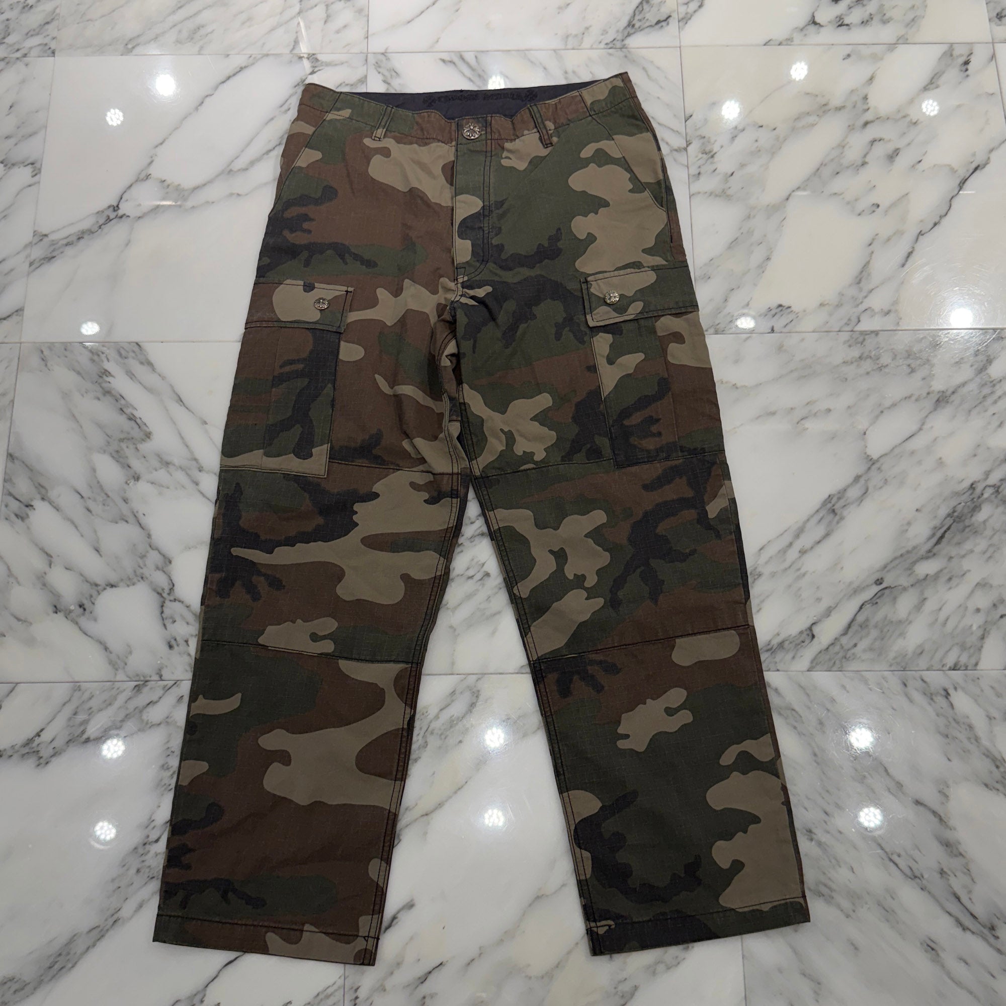 CHROME HEARTS Cross Ball Button Camo Cargo Pants Pants Size 33 クロムハーツ クロスボールボタン カモ カーゴパンツ サイズ33