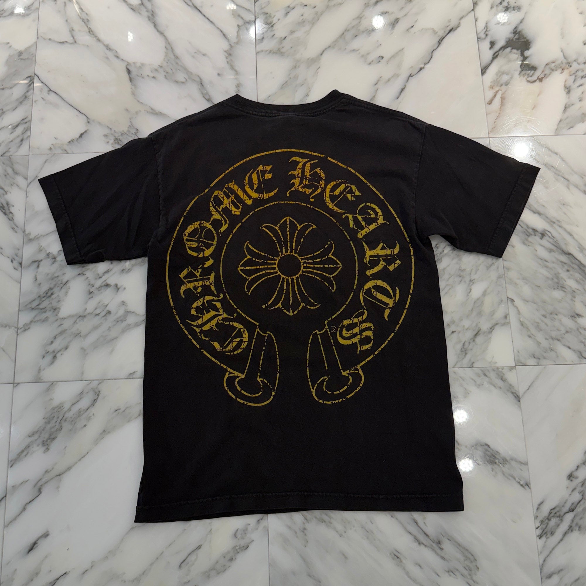 CHROME HEARTS CH Plus Scroll Gold Horseshoe Tee Size M クロムハーツ CHプラス スクロール ゴールド ホースシュー Tシャツ サイズM