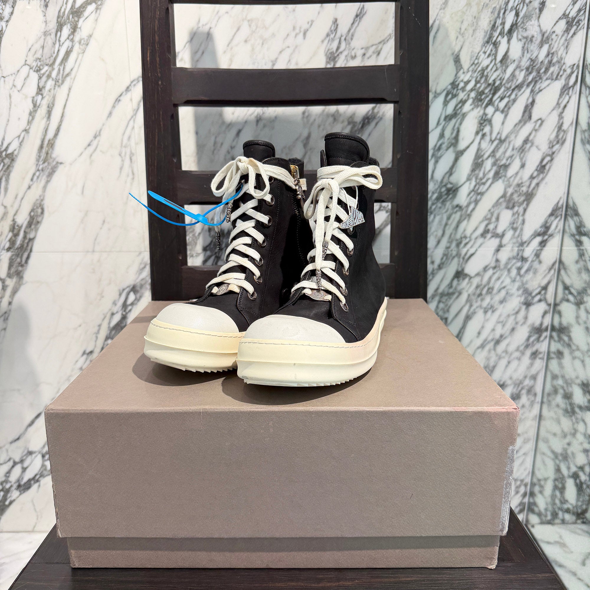 CHROME HEARTS × Rick Owens Ramones Grain Leather Custom Sneakers Size 41 (約26.0cm〜26.5cm) クロムハーツ × リックオーエンス ラモーンズ グレインレザー カスタムスニーカー サイズ41(約26.0cm〜26.5cm)