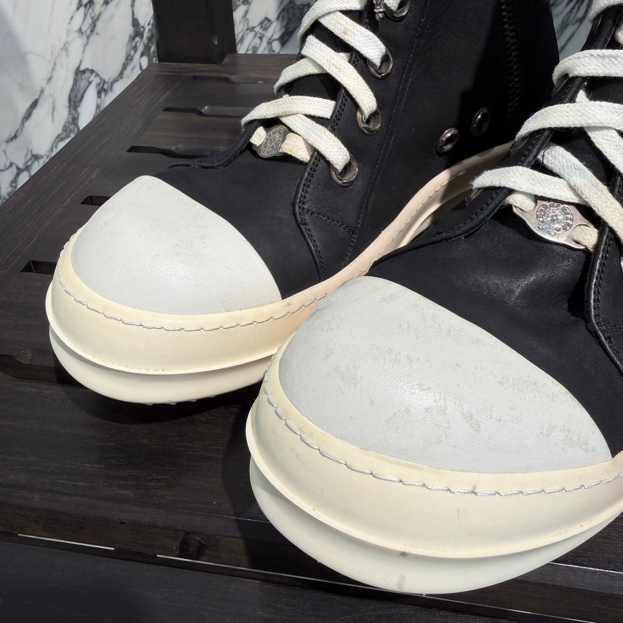 CHROME HEARTS × Rick Owens Ramones Grain Leather Custom Sneakers Size 41 (約26.0cm〜26.5cm) クロムハーツ × リックオーエンス ラモーンズ グレインレザー カスタムスニーカー サイズ41(約26.0cm〜26.5cm)