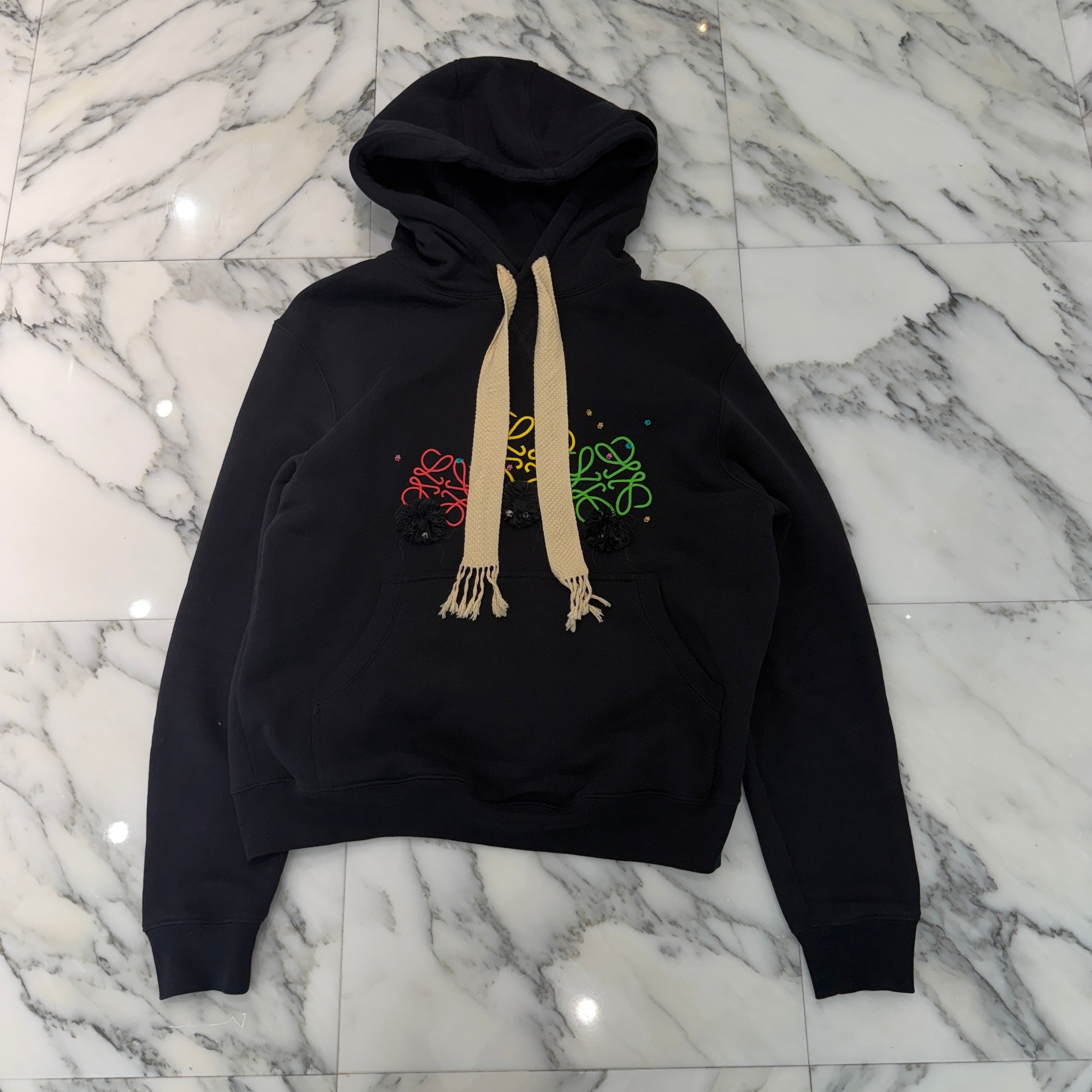 LOEWE×Studio Ghibli 2022SS Susuwatari Anagram Logo Pullover Hoodie S928Y25J02 Size M ロエベ × スタジオジブリ ススワタリ アナグラム ロゴ プルオーバーフーディ サイズM