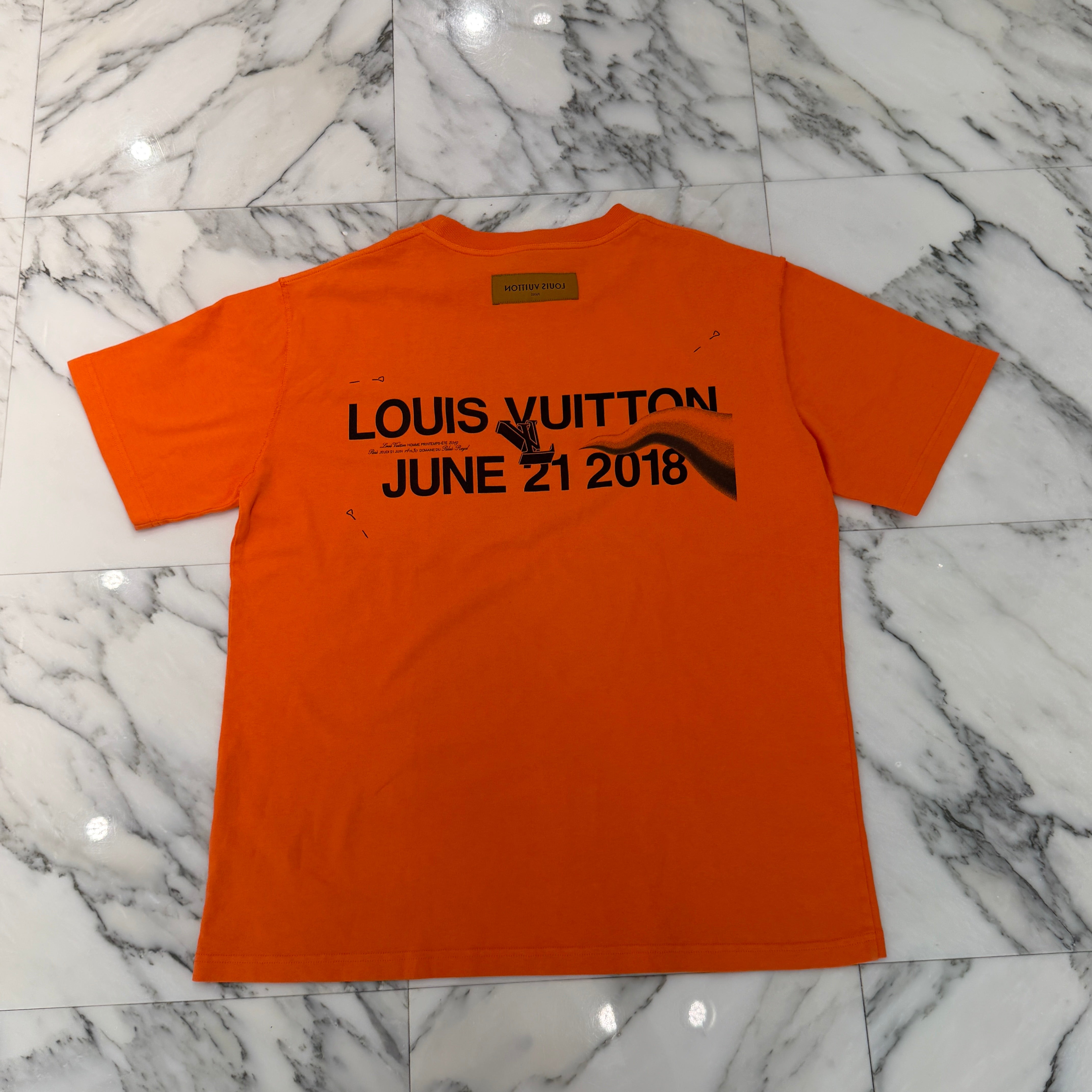 LOUIS VUITTON × Virgil Abloh 2019SS Chicago Limited "Virgil Abloh Runway 2018" Invitation Tee RW192 NPL HHY62W LH8 FMDR30 Size XL ルイヴィトン × ヴァージル・アブロー シカゴ限定 "ヴァージル・アブロー ランウェイ 2018" インビテーション Tシャツ サイズXL