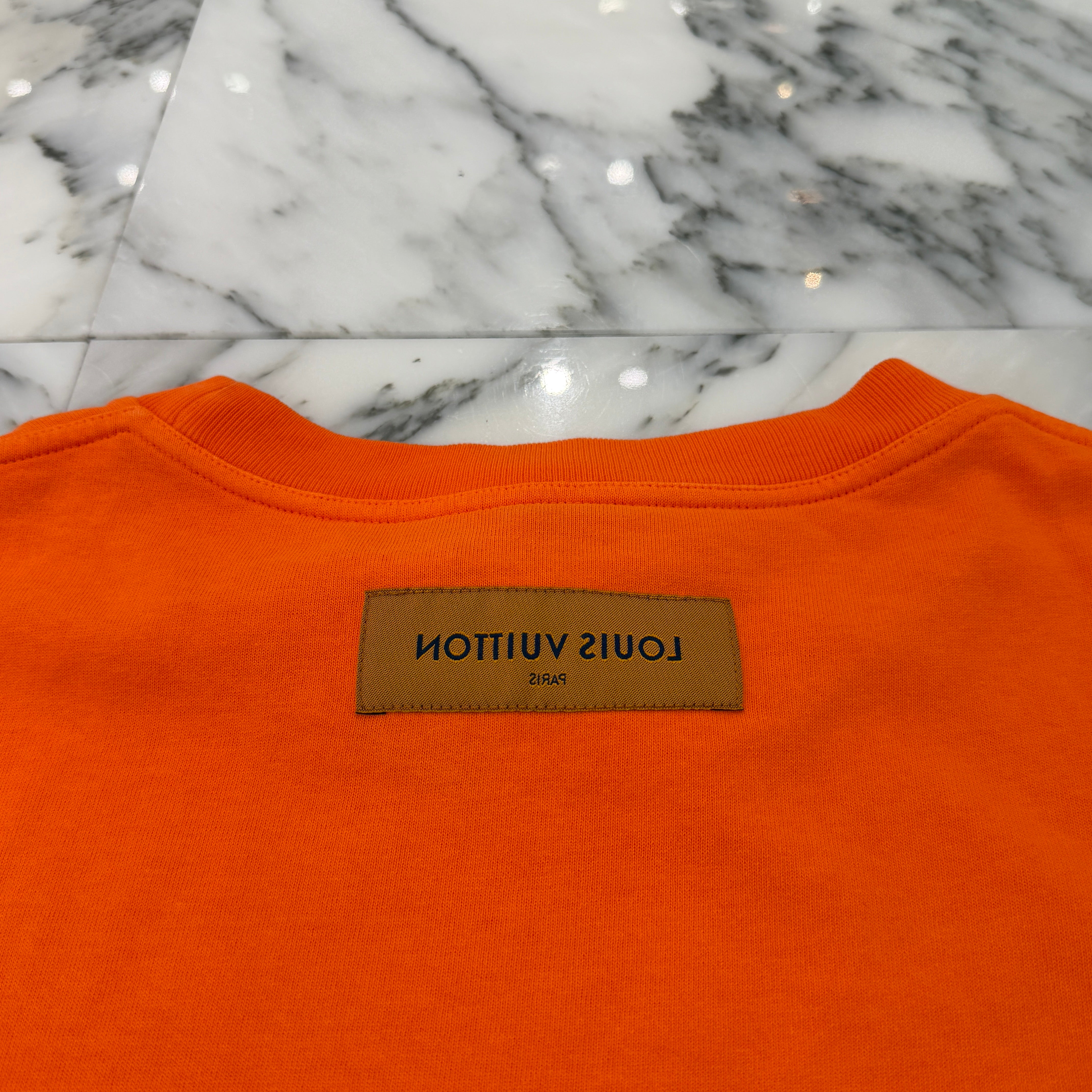 LOUIS VUITTON × Virgil Abloh 2019SS Chicago Limited "Virgil Abloh Runway 2018" Invitation Tee RW192 NPL HHY62W LH8 FMDR30 Size XL ルイヴィトン × ヴァージル・アブロー シカゴ限定 "ヴァージル・アブロー ランウェイ 2018" インビテーション Tシャツ サイズXL