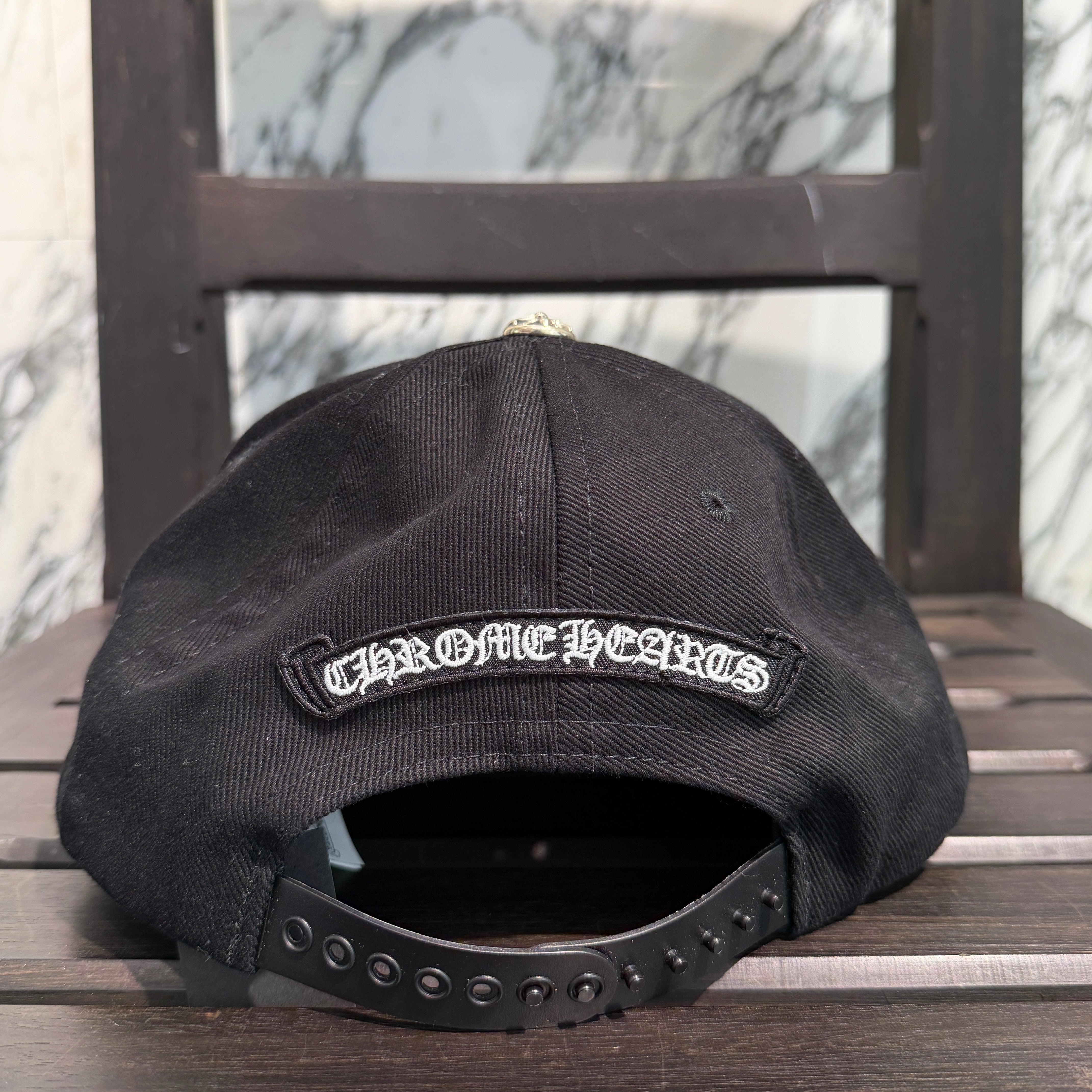 CHROME HEARTS CH Plus Horseshoe Embroidery Baseball Cap Size ONE SIZE (51-61) クロムハーツ CHプラス ホースシュー 刺繍 ベースボールキャップ サイズONE SIZE (51-61)