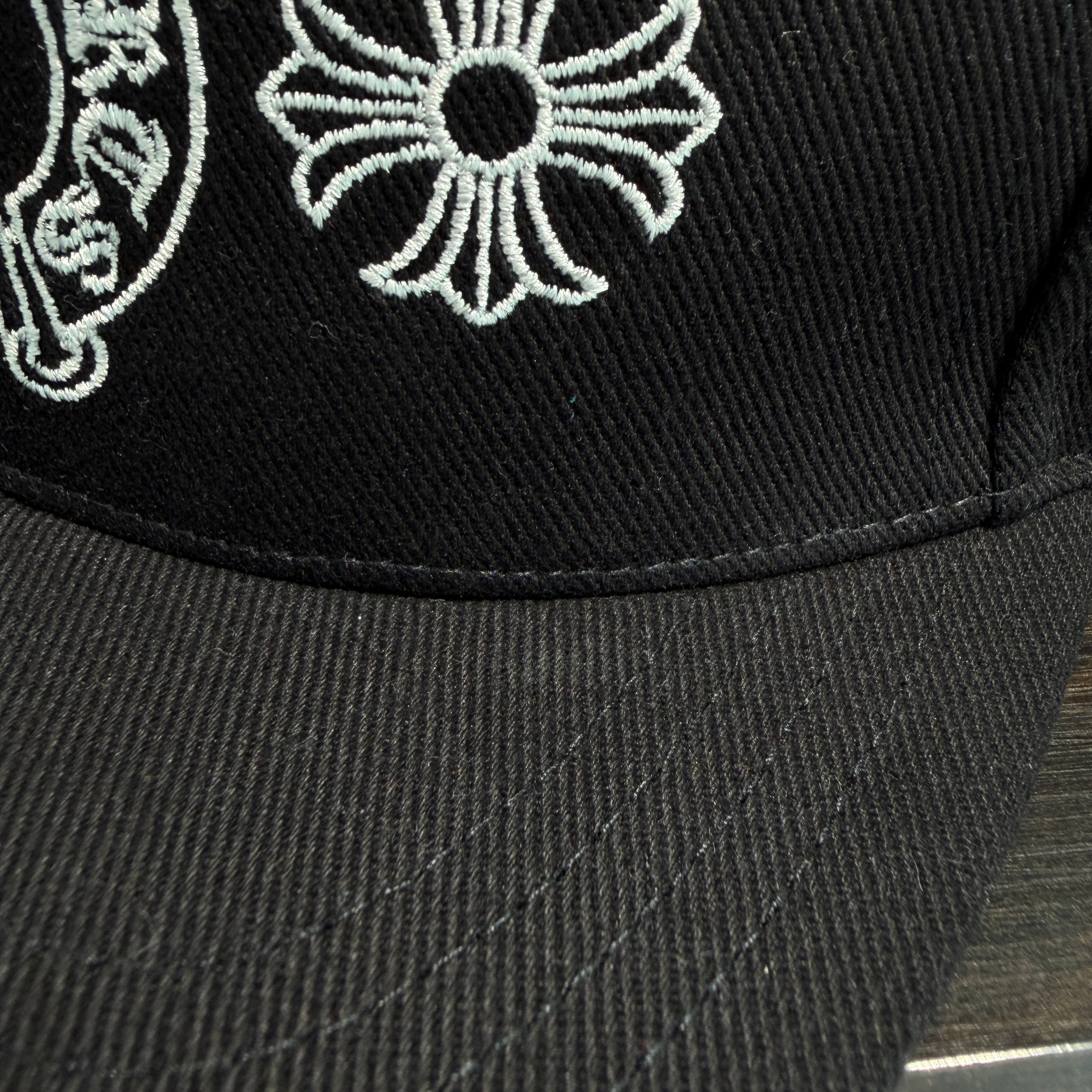 CHROME HEARTS CH Plus Horseshoe Embroidery Baseball Cap Size ONE SIZE (51-61) クロムハーツ CHプラス ホースシュー 刺繍 ベースボールキャップ サイズONE SIZE (51-61)