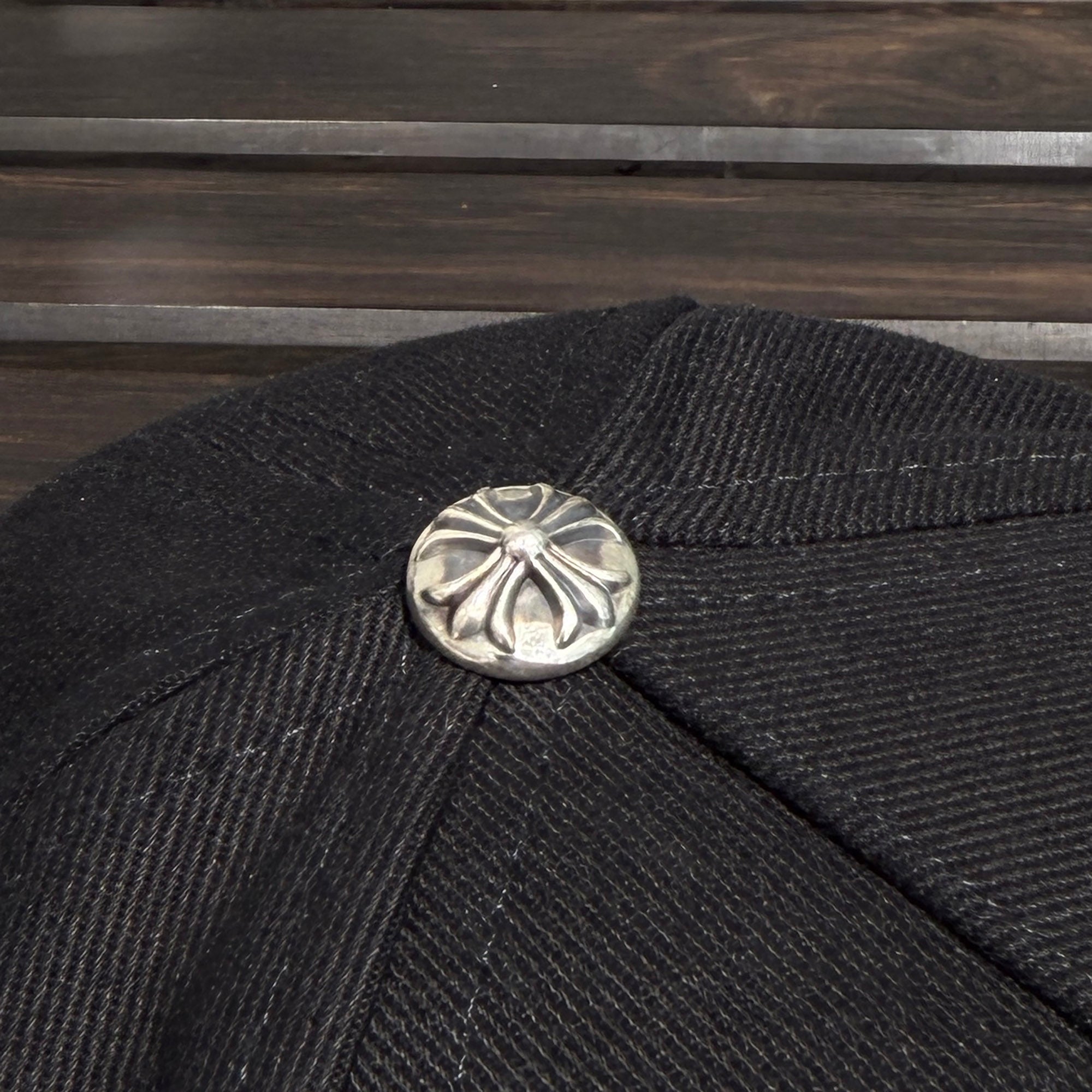 CHROME HEARTS BS Flare Scroll Embroidery Baseball Cap Size ONE SIZE (51-61) クロムハーツ BSフレア スクロール 刺繍 ベースボールキャップ サイズONE SIZE (51-61)