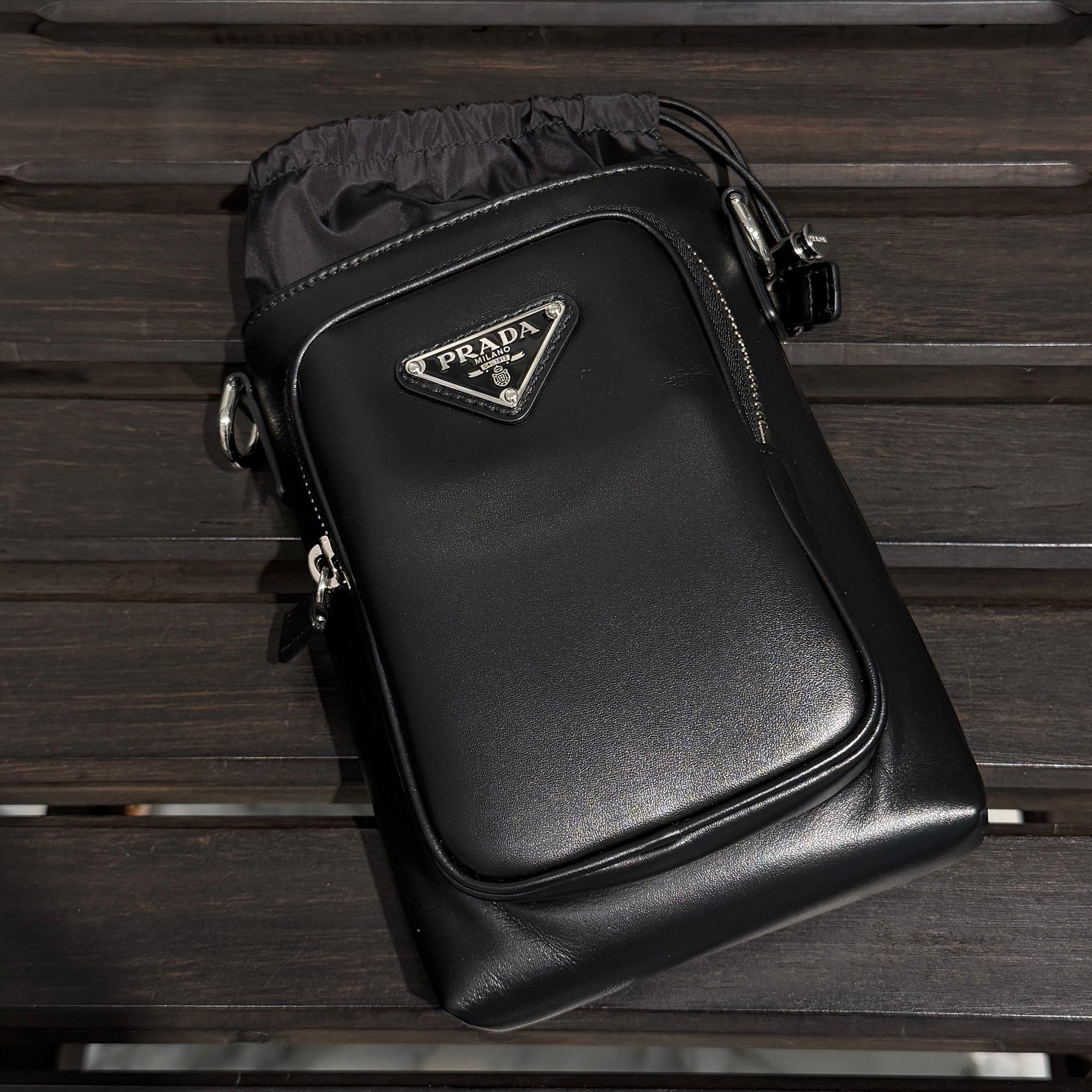 PRADA 2024SS Triangle Logo Leather Smartphone Case 2ZH155_2CND_F0002 プラダ トライアングルロゴ スマートフォン レザーケース