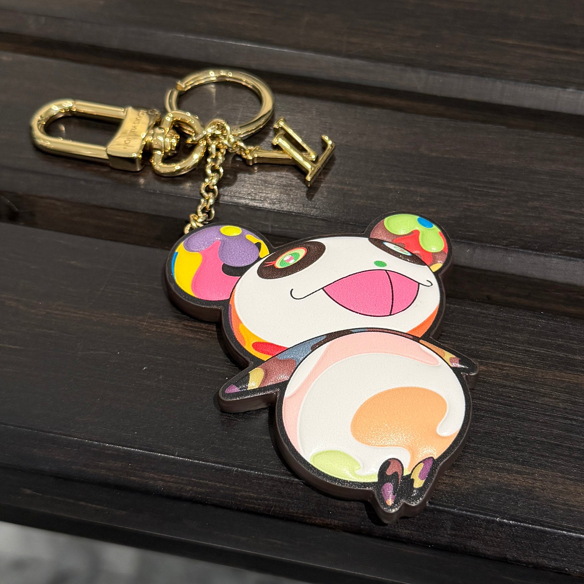LOUIS VUITTON × Takashi Murakami 2025SS Super Flat Panda Keychain M02467 ルイヴィトン×村上隆 スーパーフラット パンダ キーホルダー