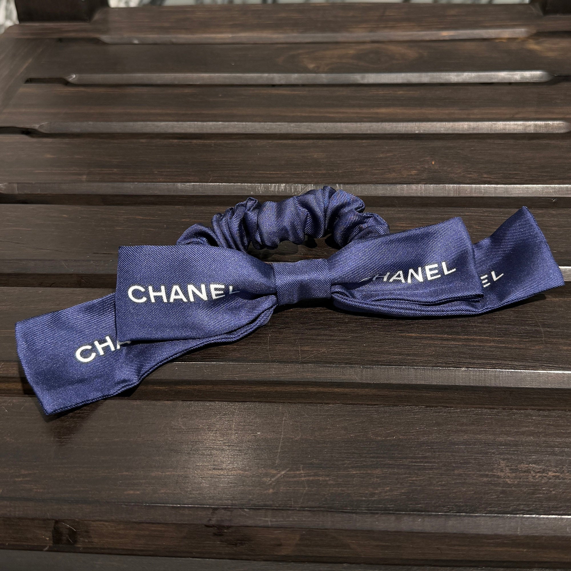 CHANEL 2023SS 23S Logo Print Ribbon Scrunchie AA9064 シャネル 23S ロゴプリント リボンシュシュ