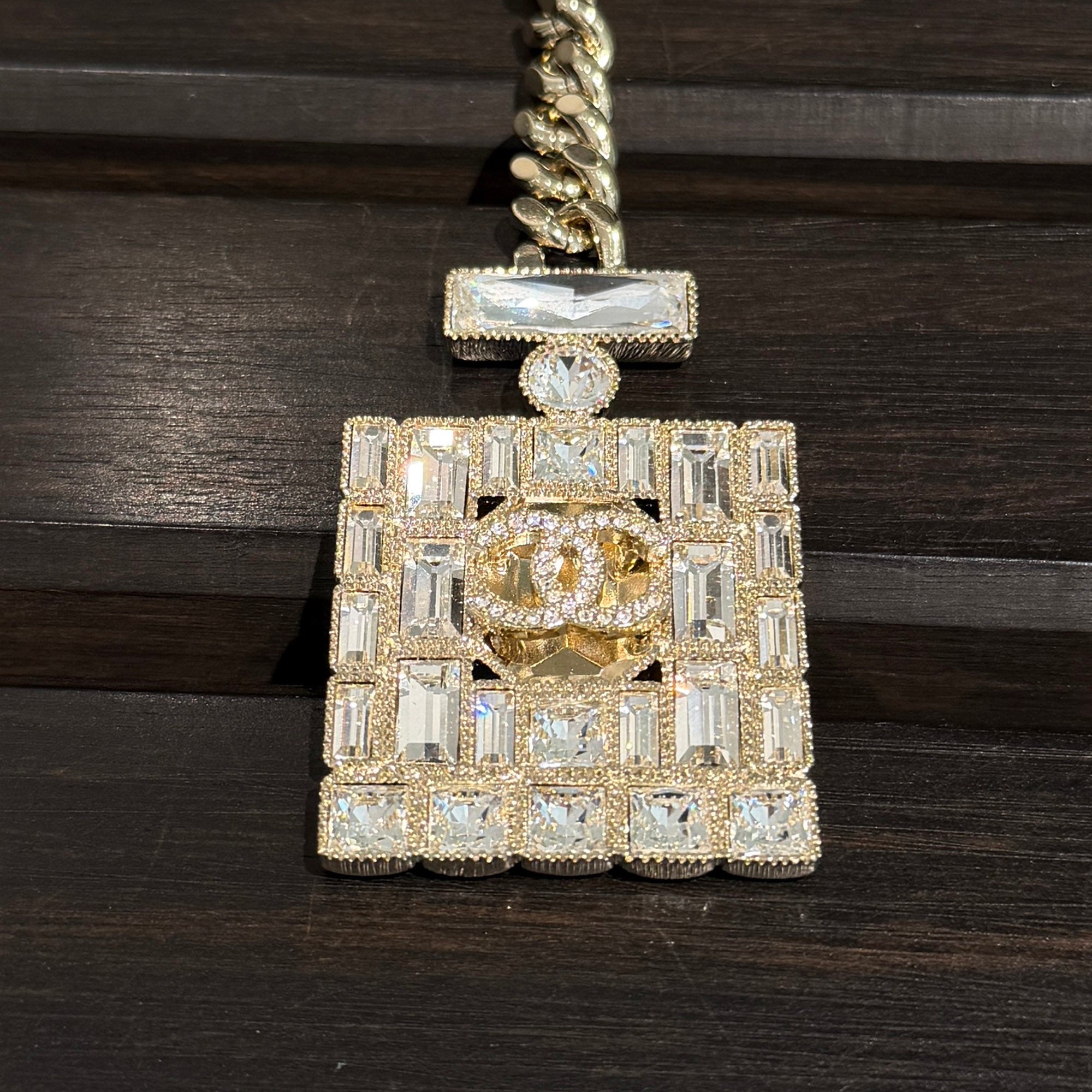 CHANEL 2023AW 24C Perfume Bottle Motif Keychain ABC598 シャネル 24C パフューム ボトル モチーフ キーホルダー