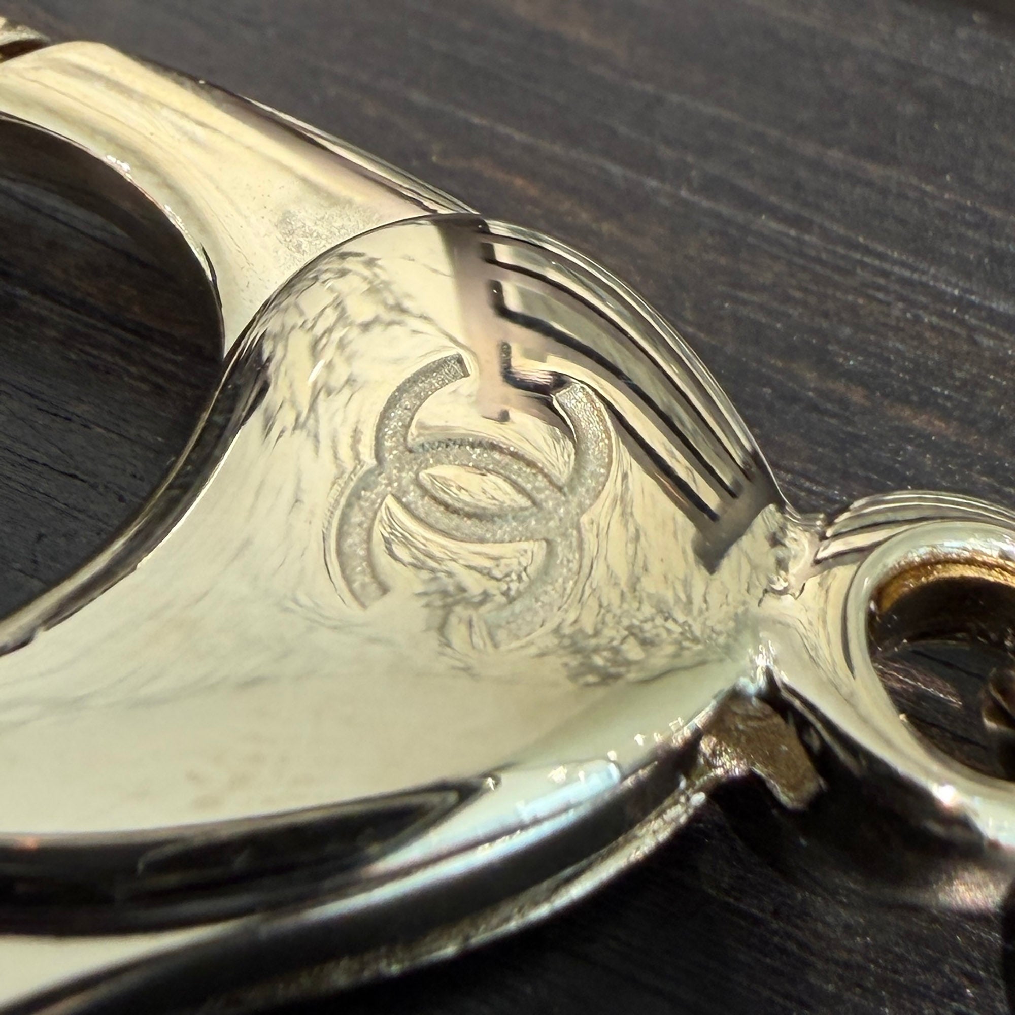 CHANEL 2023AW 24C Perfume Bottle Motif Keychain ABC598 シャネル 24C パフューム ボトル モチーフ キーホルダー