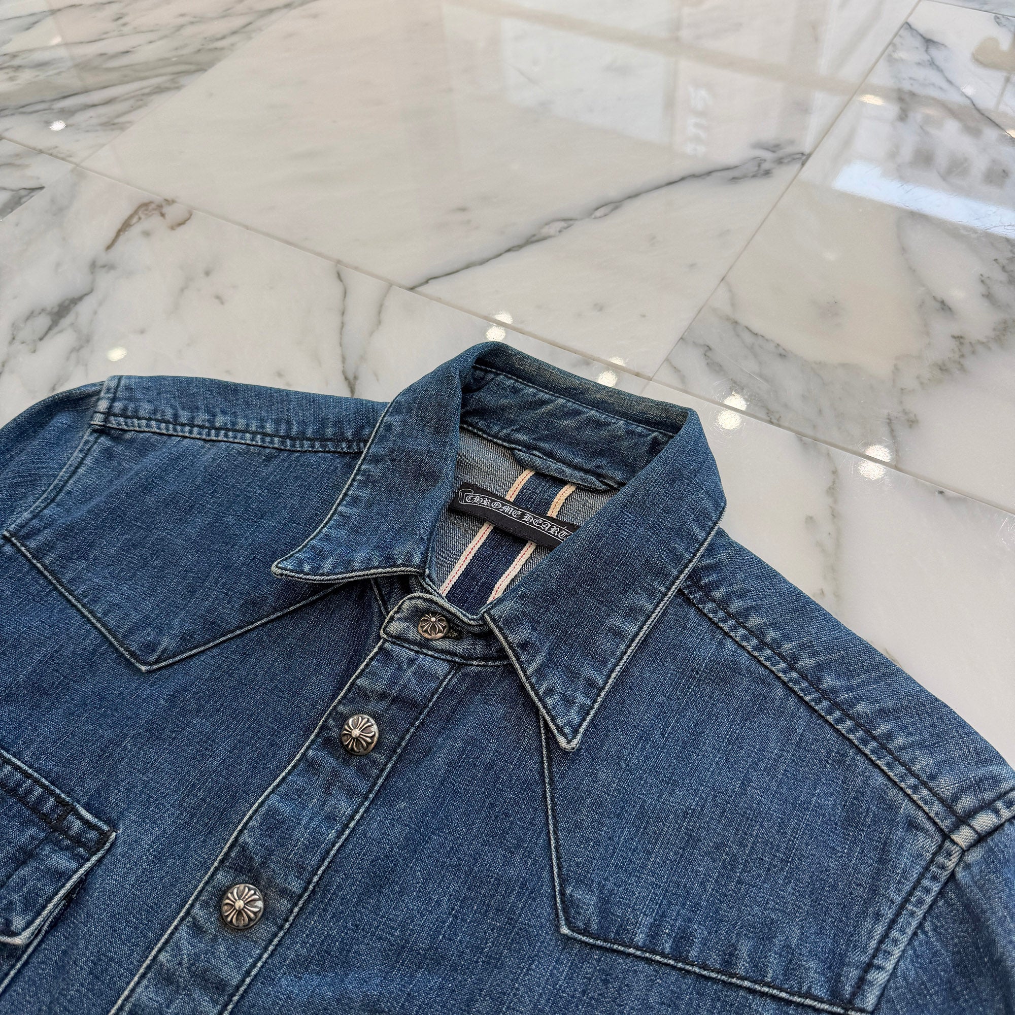 CHROME HEARTS Leather Cross Patch Western Denim Shirt Size SM クロムハーツ オールド レザー クロスパッチ ウェスタン デニムシャツ サイズSM