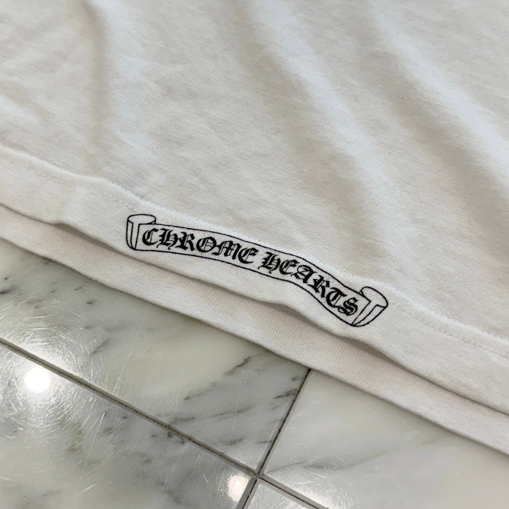 CHROME HEARTS Neck Logo Dagger Scroll Tee Size L クロムハーツ ネックロゴ ダガー スクロールTシャツ サイズL