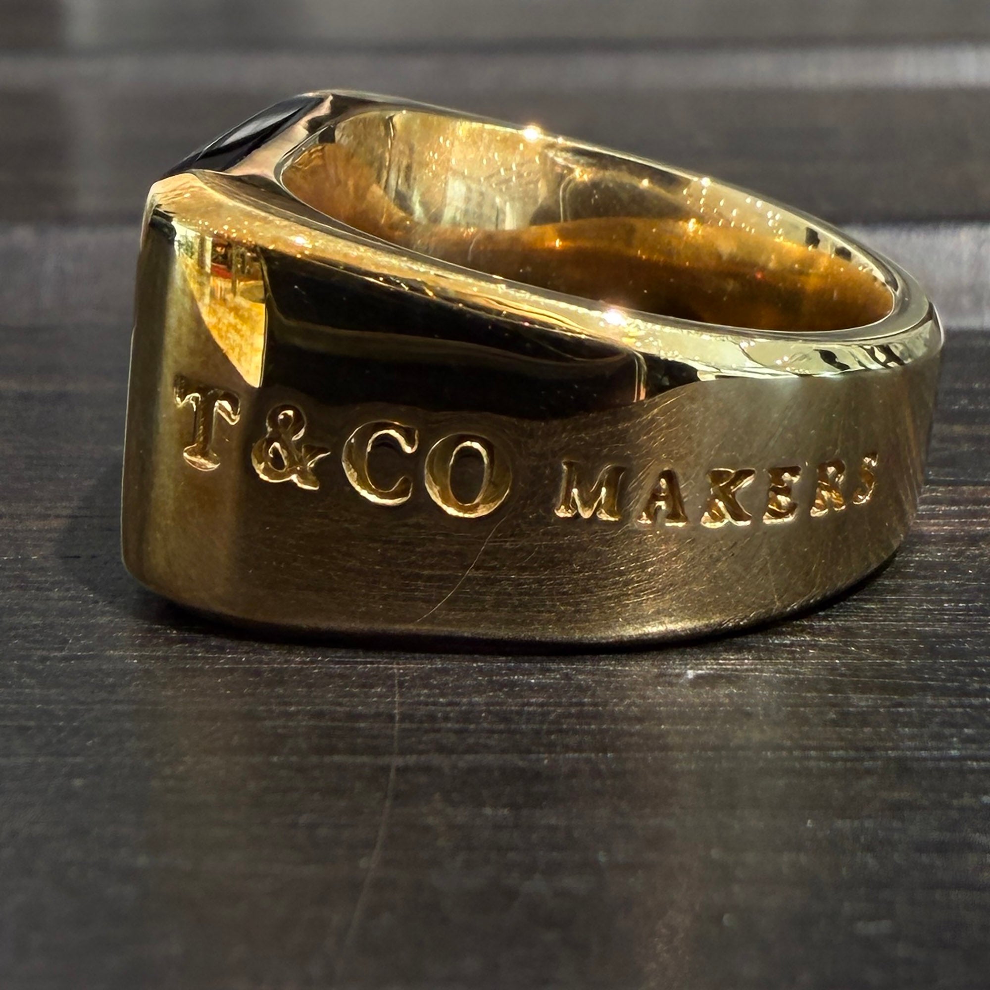 Tiffany＆Co. Au750 YG "Tiffany1837 Makers" Black Onyx Signet Ring 63451568 Size 12号 ティファニー Au750 YG "ティファニー 1837 メイカーズ" ブラックオニキス シグネット リング サイズ12号