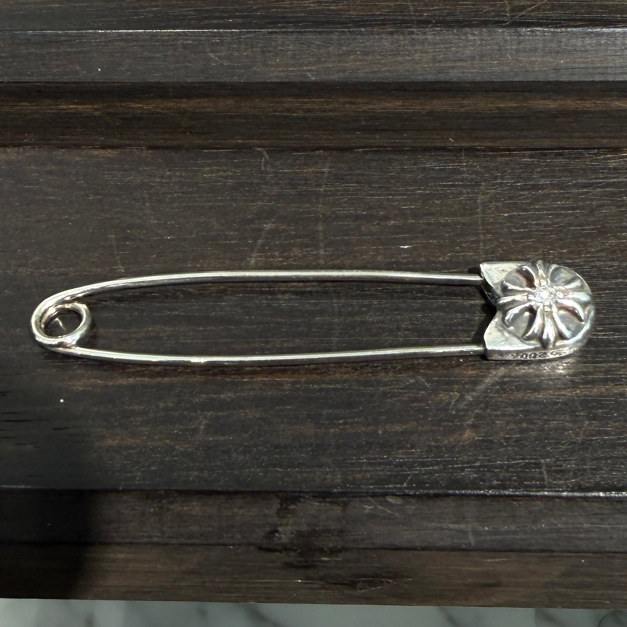 CHROME HEARTS Large Safety Pin 1 Diamond Pendant Charm クロムハーツ ラージ セーフティ ピン 1ダイヤモンド ペンダントチャーム
