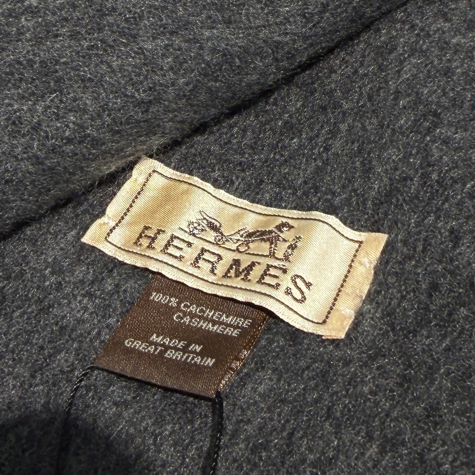 HERMES Recto Verso Reversible Cashmere Scarf H393800T エルメス レクトヴェルソ リバーシブル カシミアマフラー