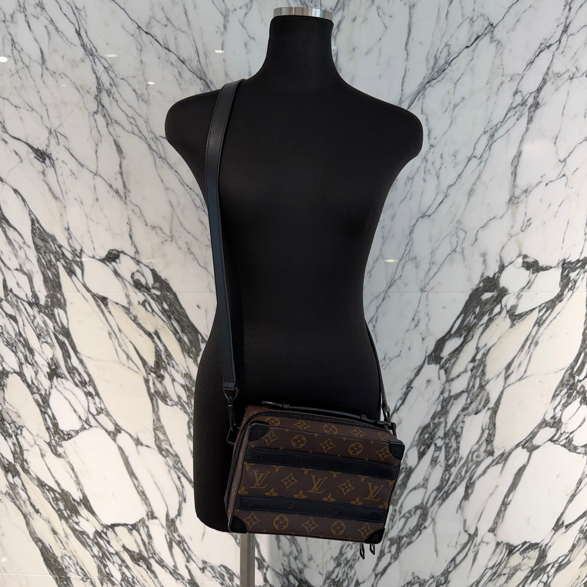 LOUIS VUITTON 2022SS Monogram Macassar Handle Soft Trunk Shoulder Bag M45935 ルイヴィトン モノグラム マカサー ハンドル ソフトトランク ショルダーバッグ