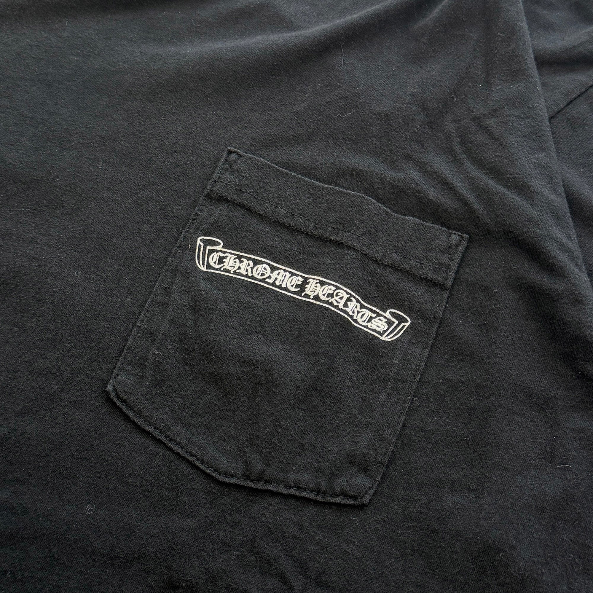 CHROME HEARTS Vertical Logo Back Cemetery Cross Print Tee Size L クロムハーツ ヴァーティカルロゴ バックセメタリークロスプリント Tシャツ サイズL