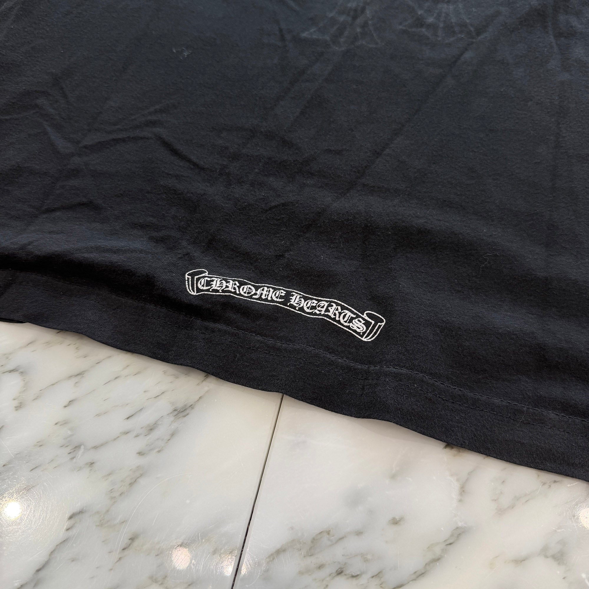 CHROME HEARTS Vertical Logo Back Cemetery Cross Print Tee Size L クロムハーツ ヴァーティカルロゴ バックセメタリークロスプリント Tシャツ サイズL