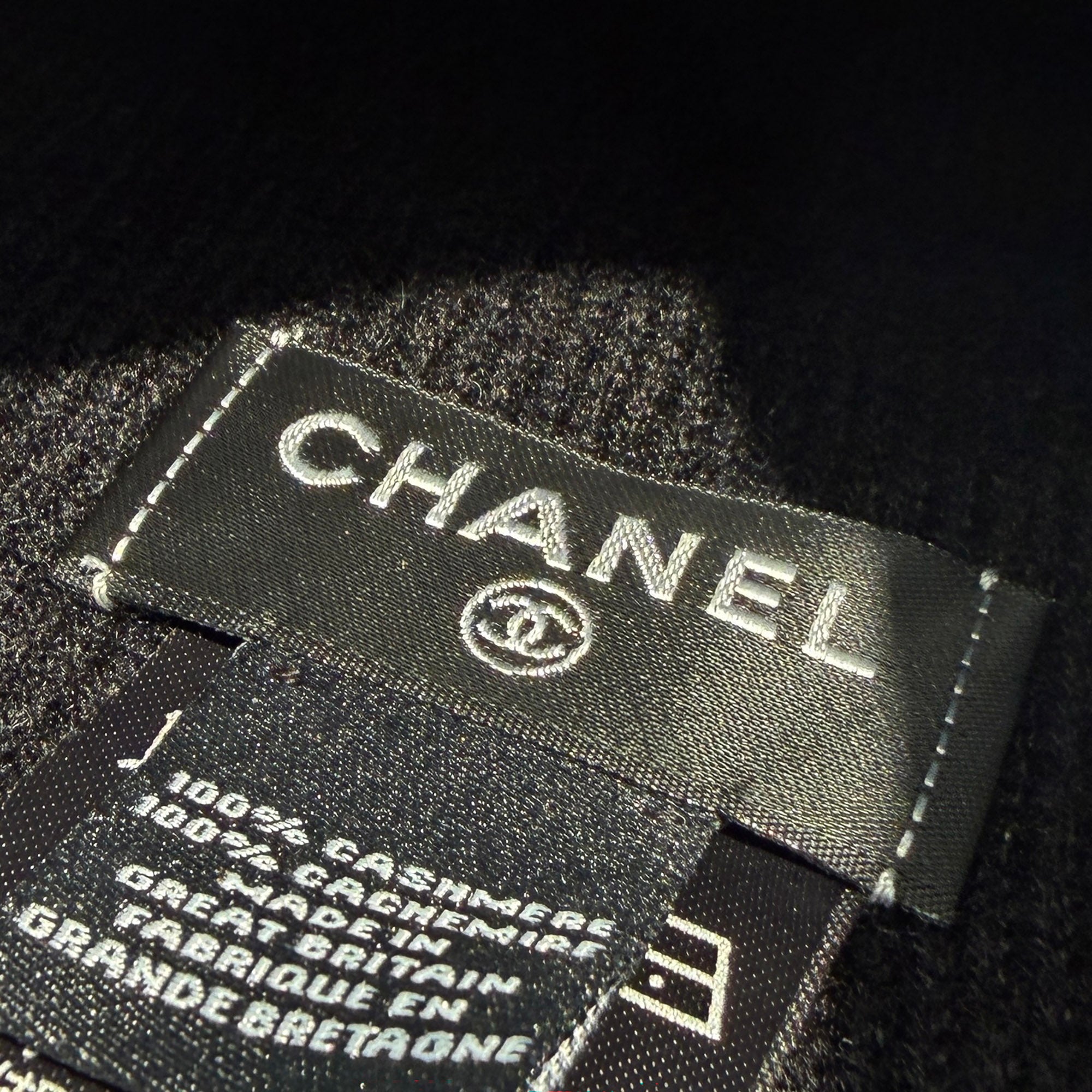 CHANEL 2024 Cruise Cashmere Logo Beanie AAA204 B17041 シャネル 2024クルーズ カシミア ロゴビーニー