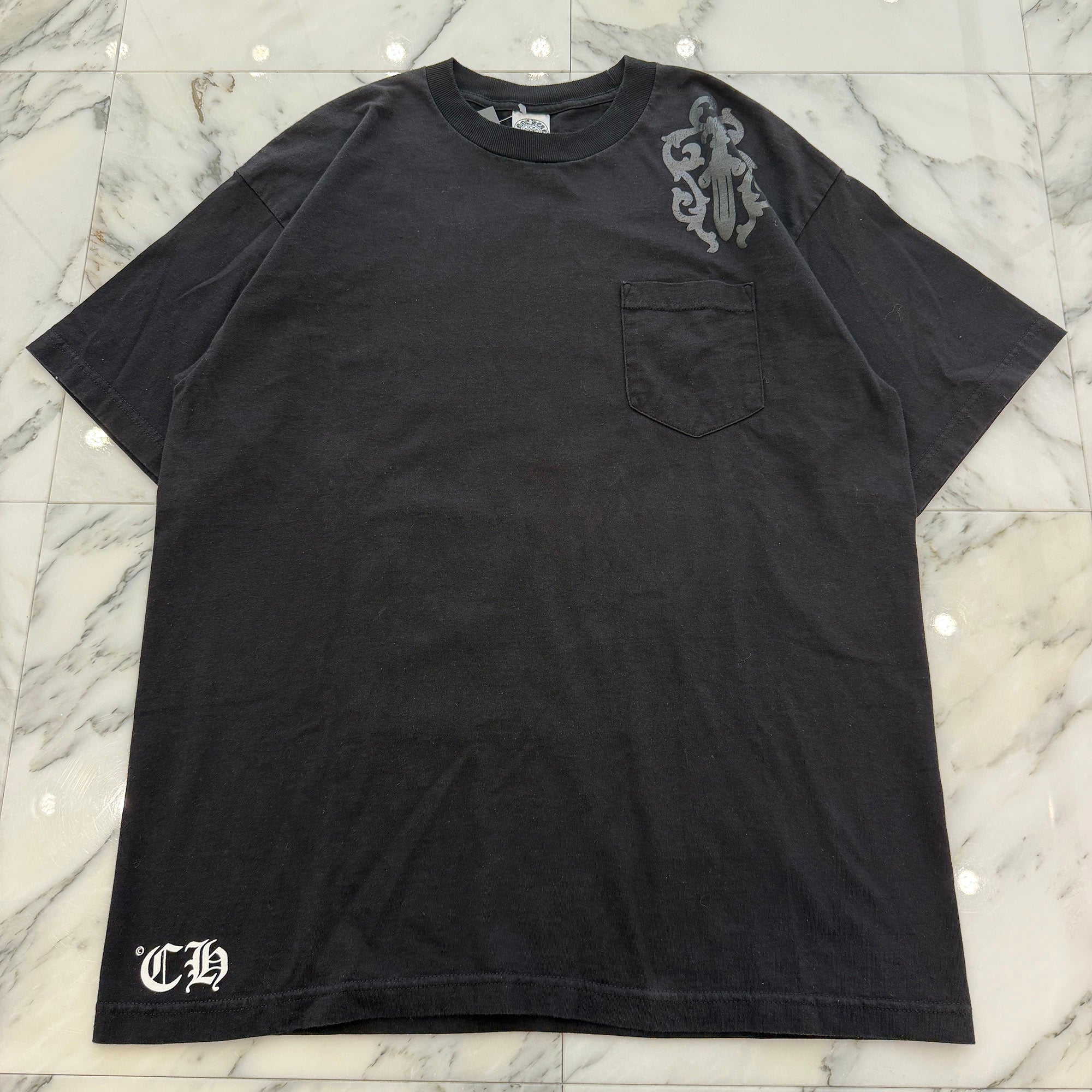 オールド クロムハーツ ダガーバックセメタリークロス Tシャツ CHROME HEARTS Back Cemetery Cross Vine Dagger Print Tee Size XL
