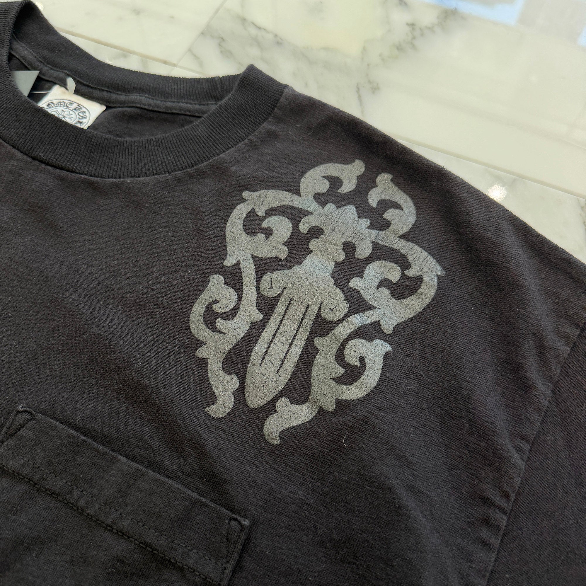 CHROME HEARTS Back Cemetery Cross Vine Dagger Print Tee Size XL