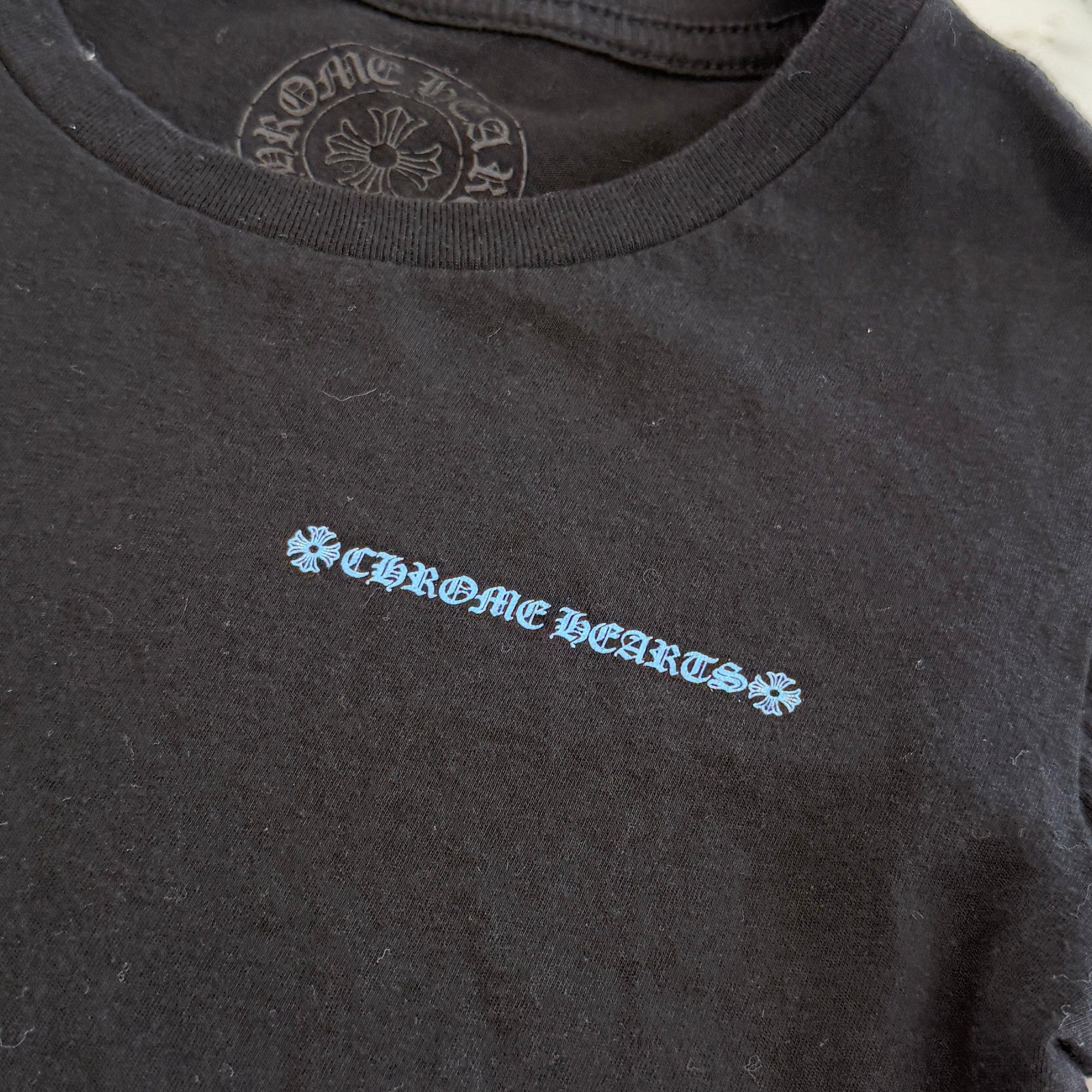 CHROME HEARTS Side Vertical Logo Print Tee Size S クロムハーツ サイドヴァーティカルロゴ プリント Tシャツ サイズS