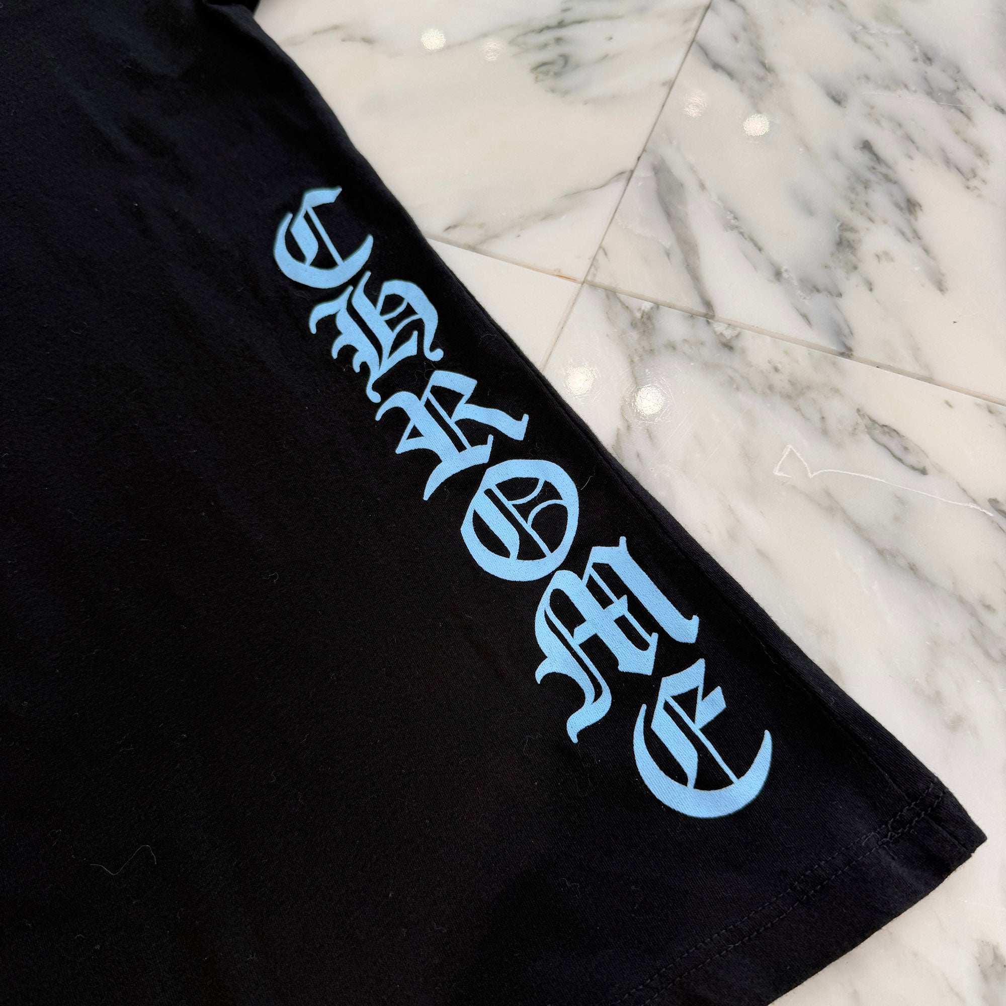 CHROME HEARTS Side Vertical Logo Print Tee Size S クロムハーツ サイドヴァーティカルロゴ プリント Tシャツ サイズS