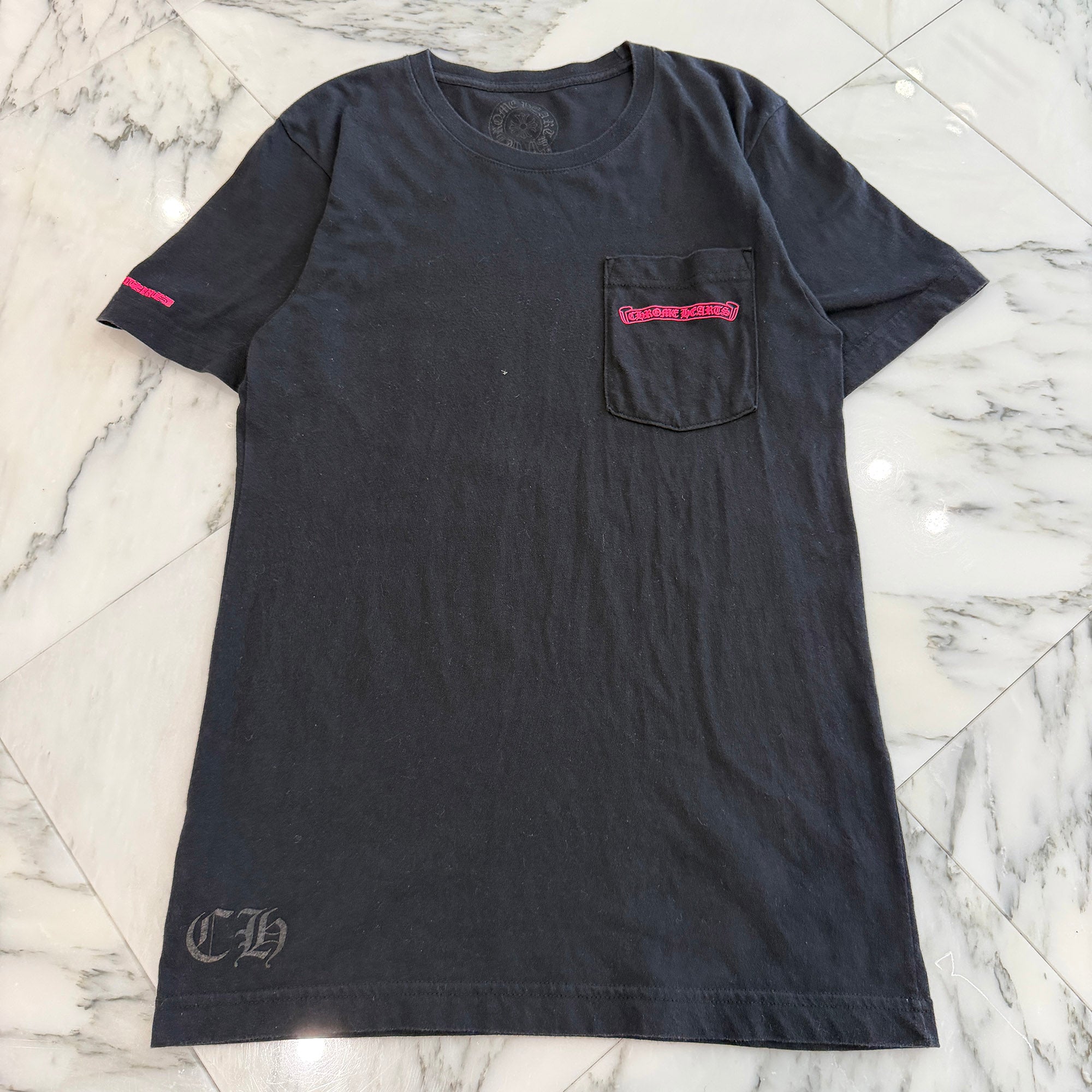CHROME HEARTS Pink Made in Hollywood Vertical Logo Tee Size S クロムハーツ ピンク メイドインハリウッド ヴァーティカルロゴ Tシャツ サイズS