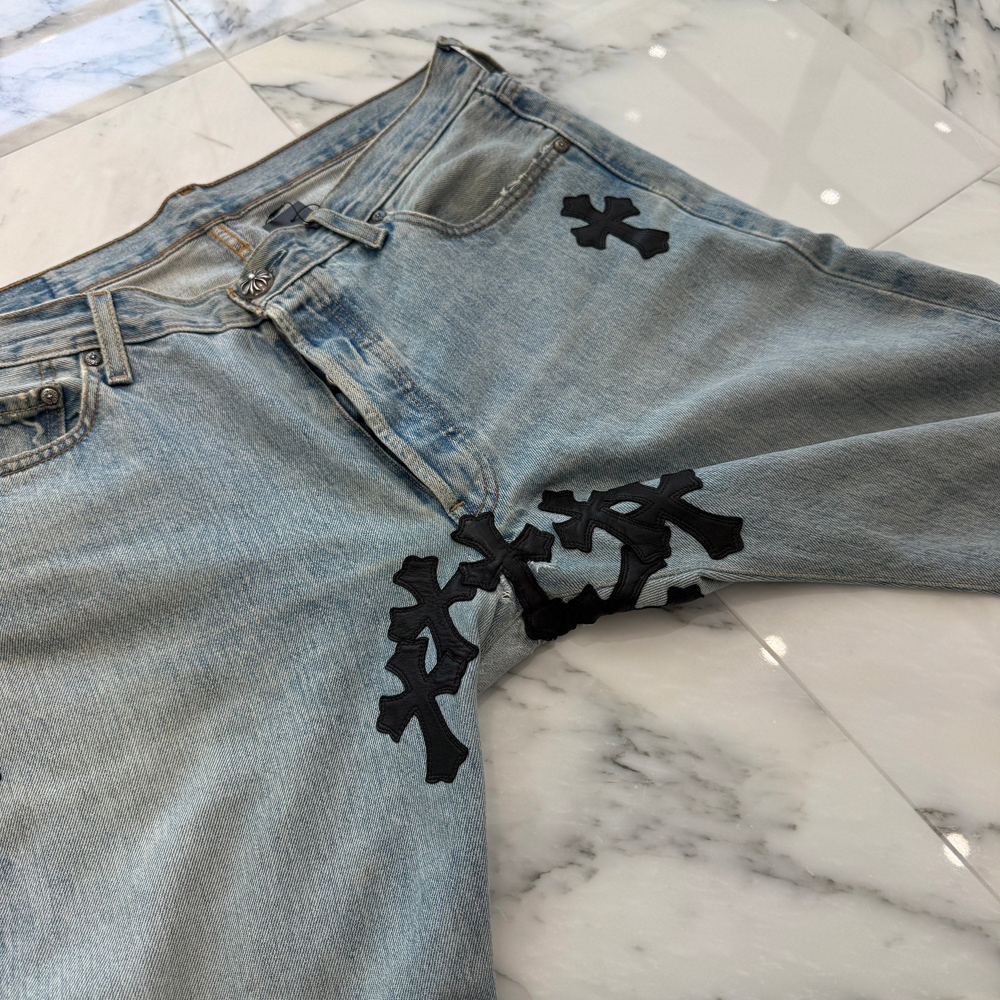 CHROME HEARTS × Levi's VNTG Cross Leather Patch Denim Pants Size 34 クロムハーツ × リーバイス ヴィンテージ クロスレザーパッチ デニムパンツ サイズ34