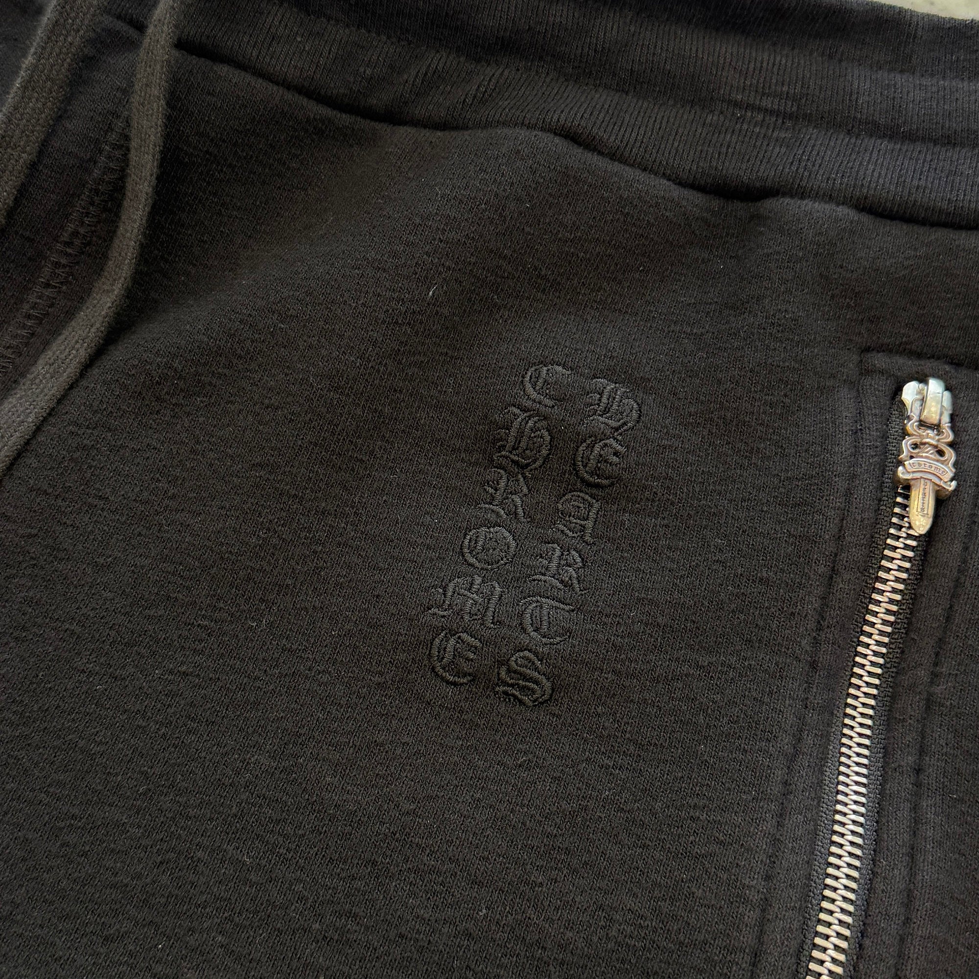 CHROME HEARTS Y NOT Vertical Logo Embroidery Dagger Zip Sweat Shorts Size M クロムハーツ ワイノット バーティカルロゴ刺繡 ダガージップ スウェットショーツ サイズM