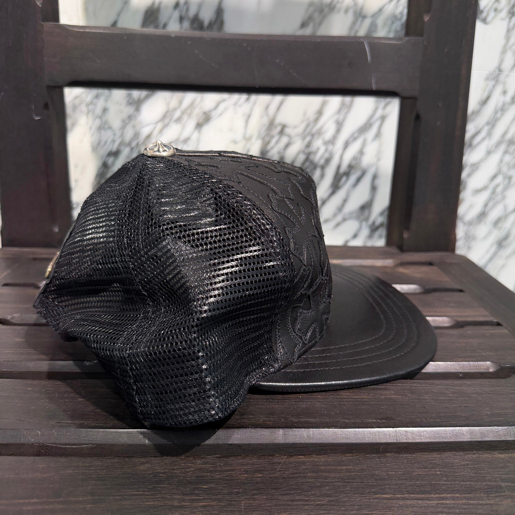 CHROME HEARTS Cemetary Cross Leather Patch Trucker Cap Size ONE SIZE (51-61) クロムハーツ セメタリークロス レザーパッチ トラッカーキャップ サイズONE SIZE (51-61)