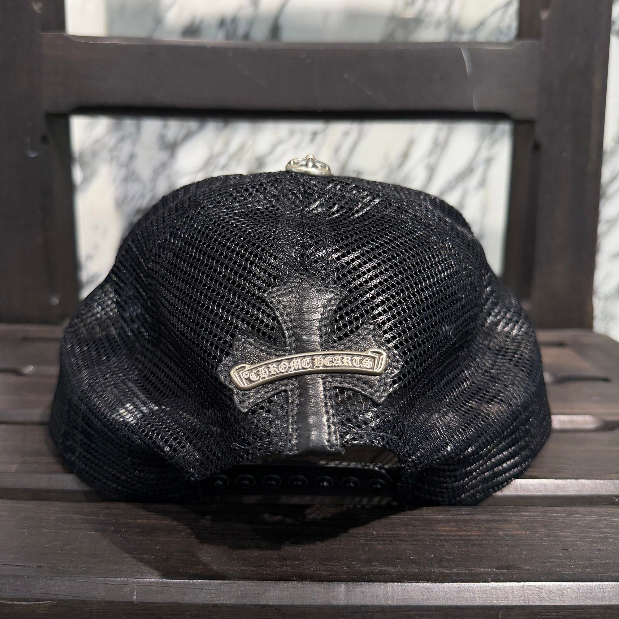 CHROME HEARTS Cemetary Cross Leather Patch Trucker Cap Size ONE SIZE (51-61) クロムハーツ セメタリークロス レザーパッチ トラッカーキャップ サイズONE SIZE (51-61)